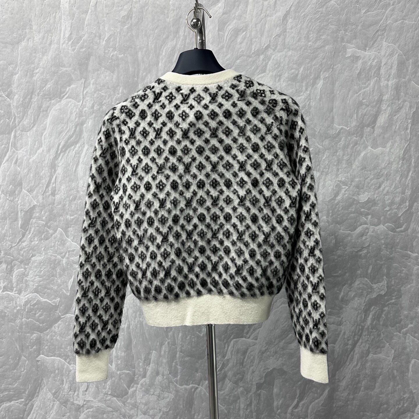 Louis Vuitton SS25 Monogram Knit Cardigan — label