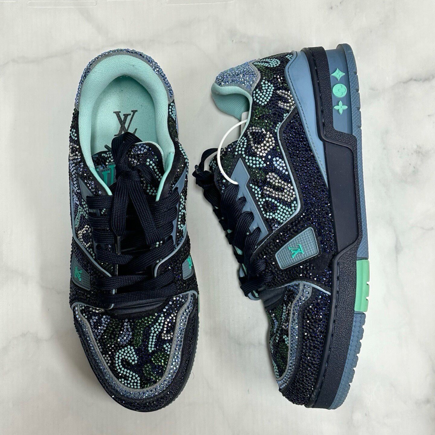 Louis Vuitton LV Trainer Low Diamond Sneakers — detail