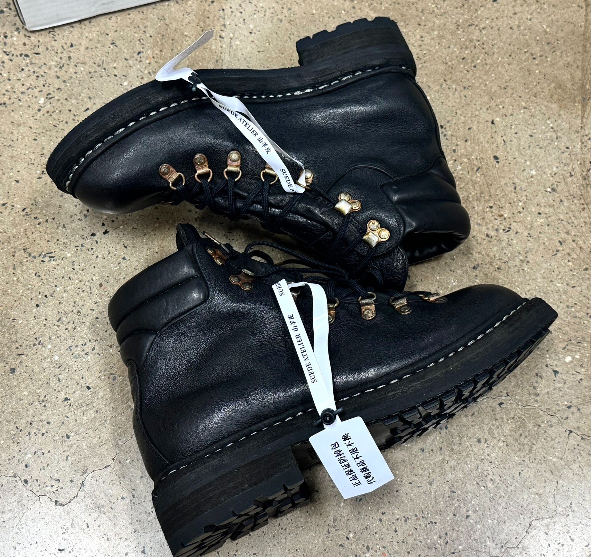 Guidi 19 Hiking Leather Boots — label