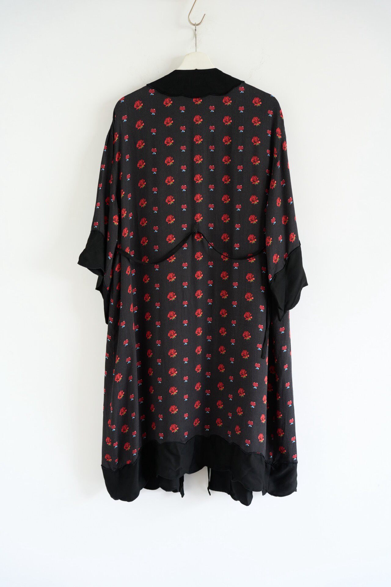 Undercover 21SS Rose Print Bathrobe Coat — front