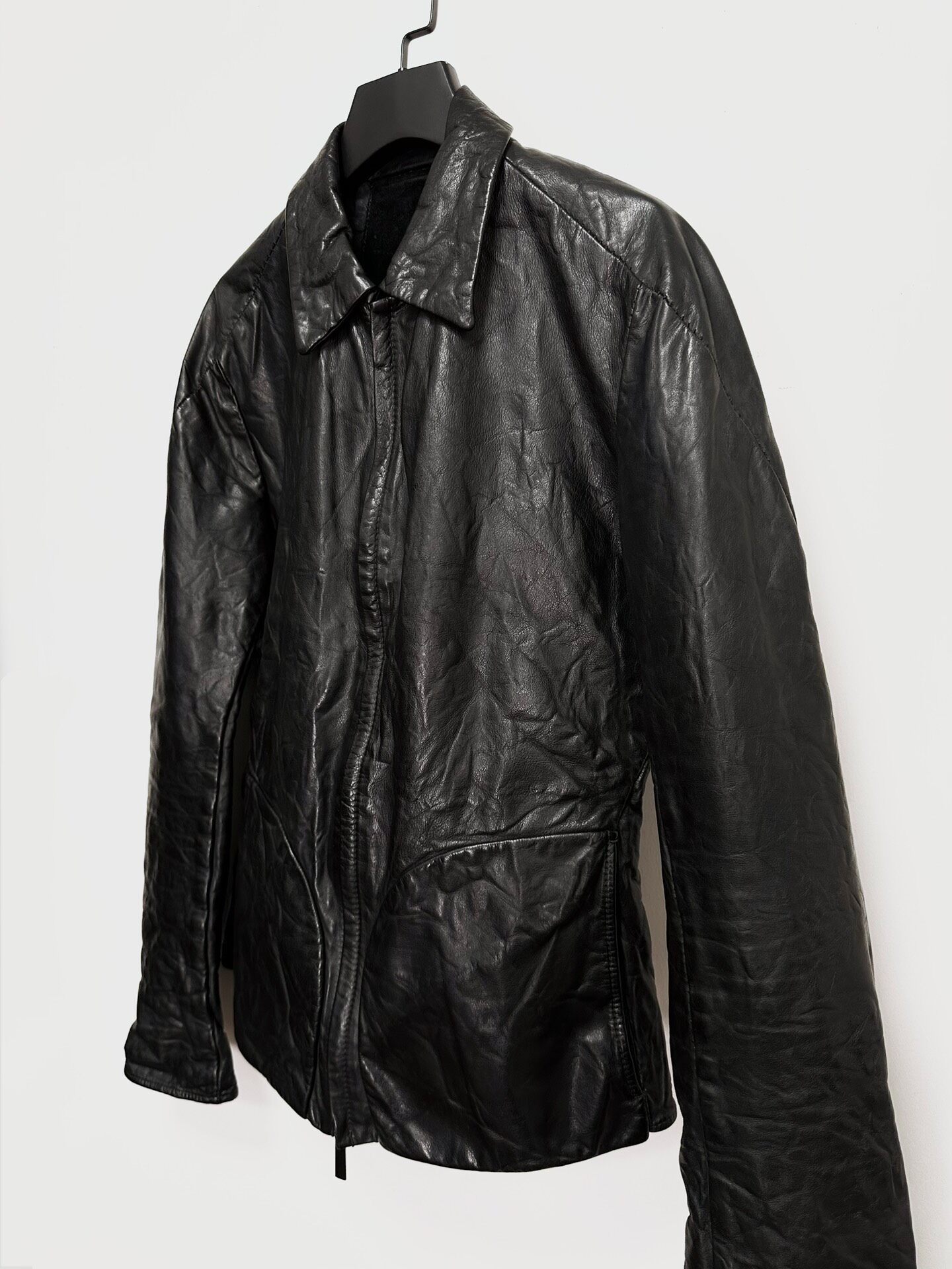 Layer-0 Crinkled Leather Zip Jacket — label