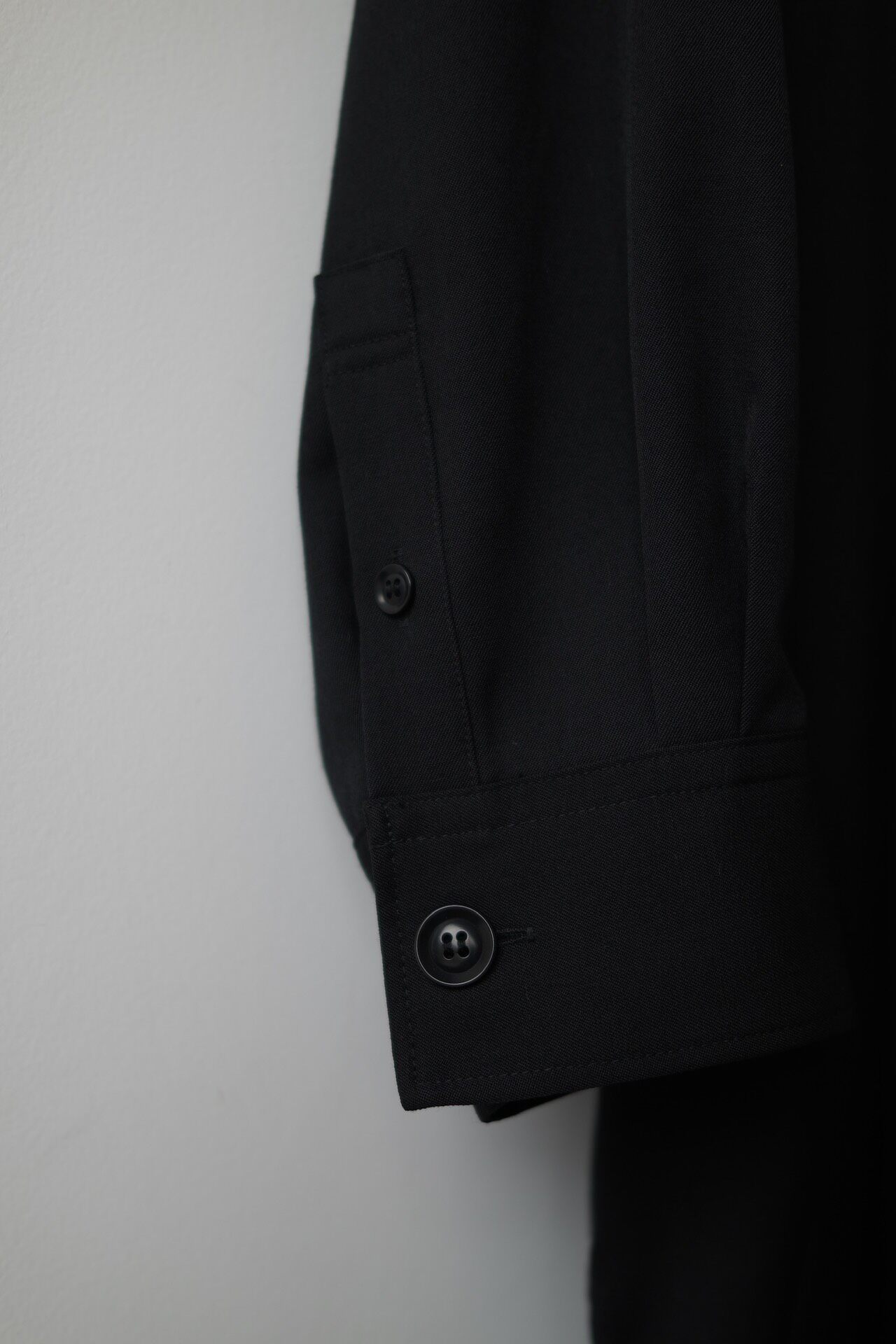 Yohji Yamamoto 17AW Black Coat — label