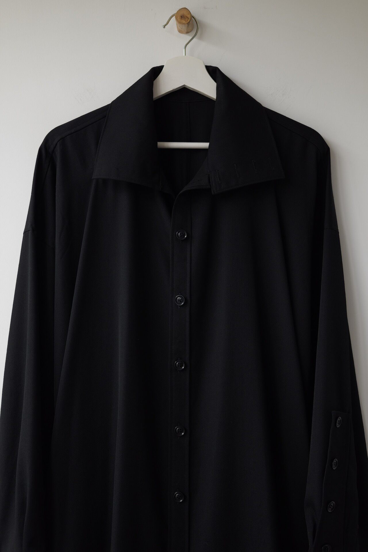 Yohji Yamamoto 17AW Black Coat — detail