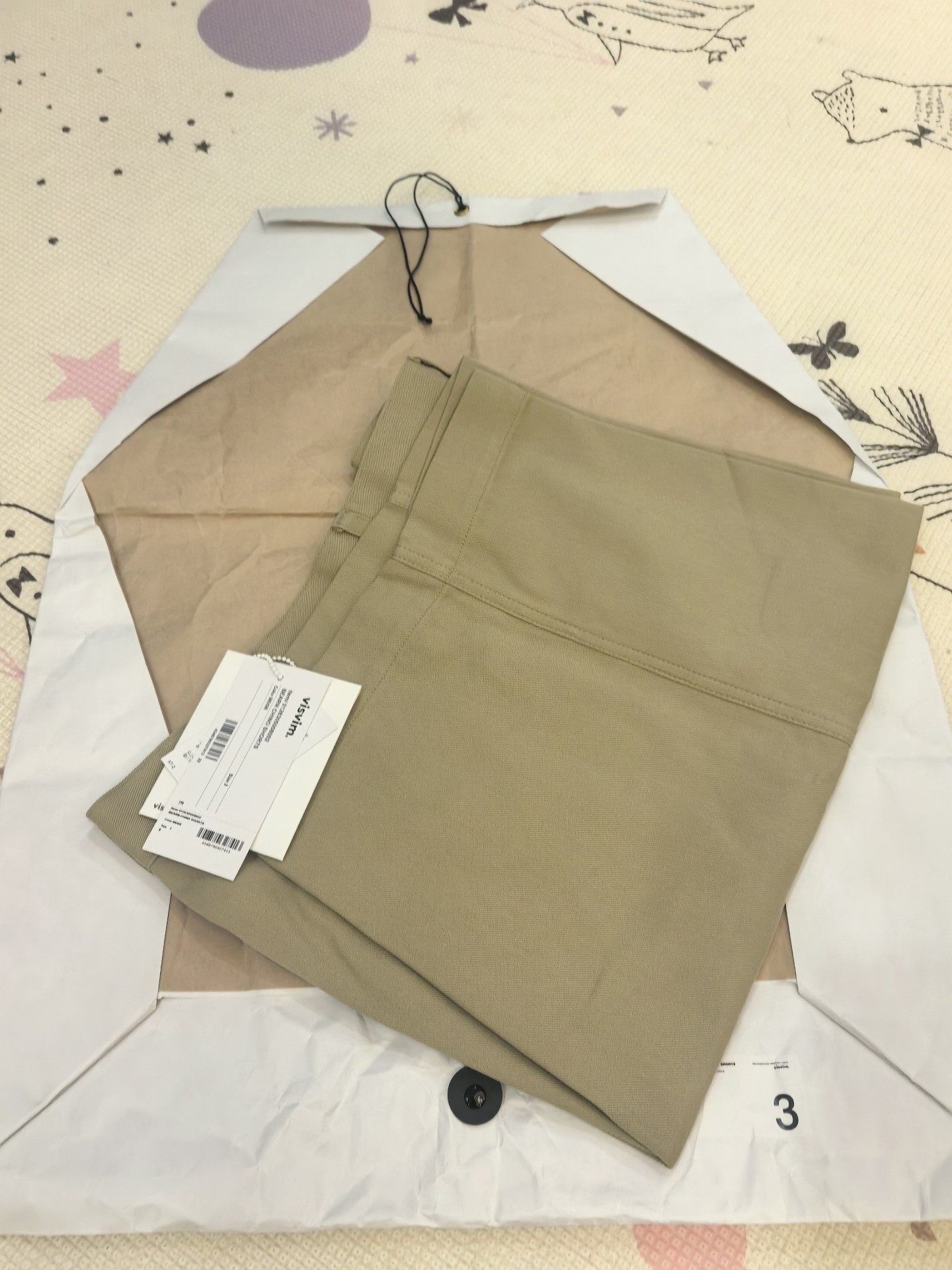 VISVIM 26ss BEARN CHINO SHORTS — detail