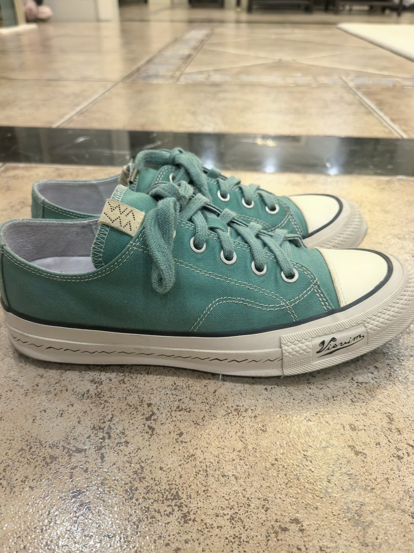 Visvim 24AW SKAGWAY LO Green Sneakers — front