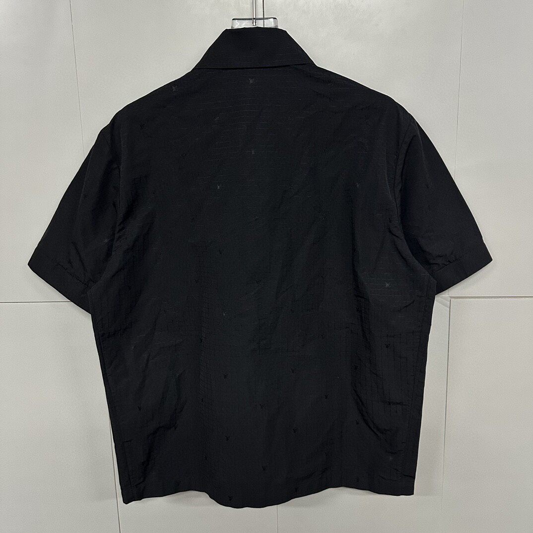 Louis Vuitton Detachable Sleeve Shirt Jacket — label