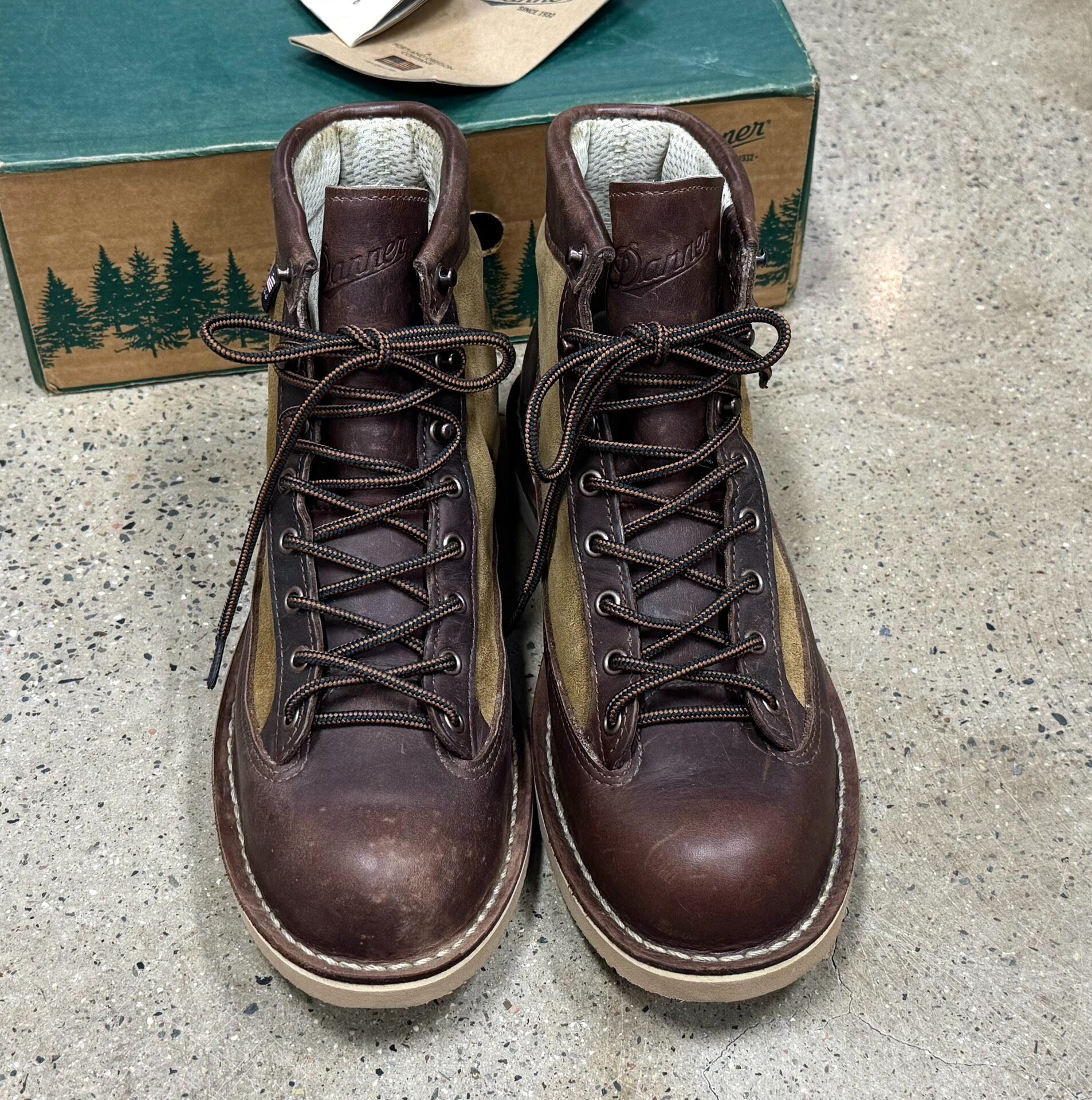 Danner 30530 Light LT Hiking Boots — front