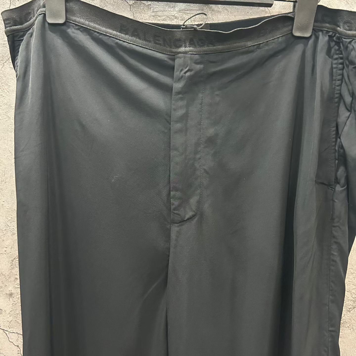 Balenciaga Elastic Waist Satin Pants — detail