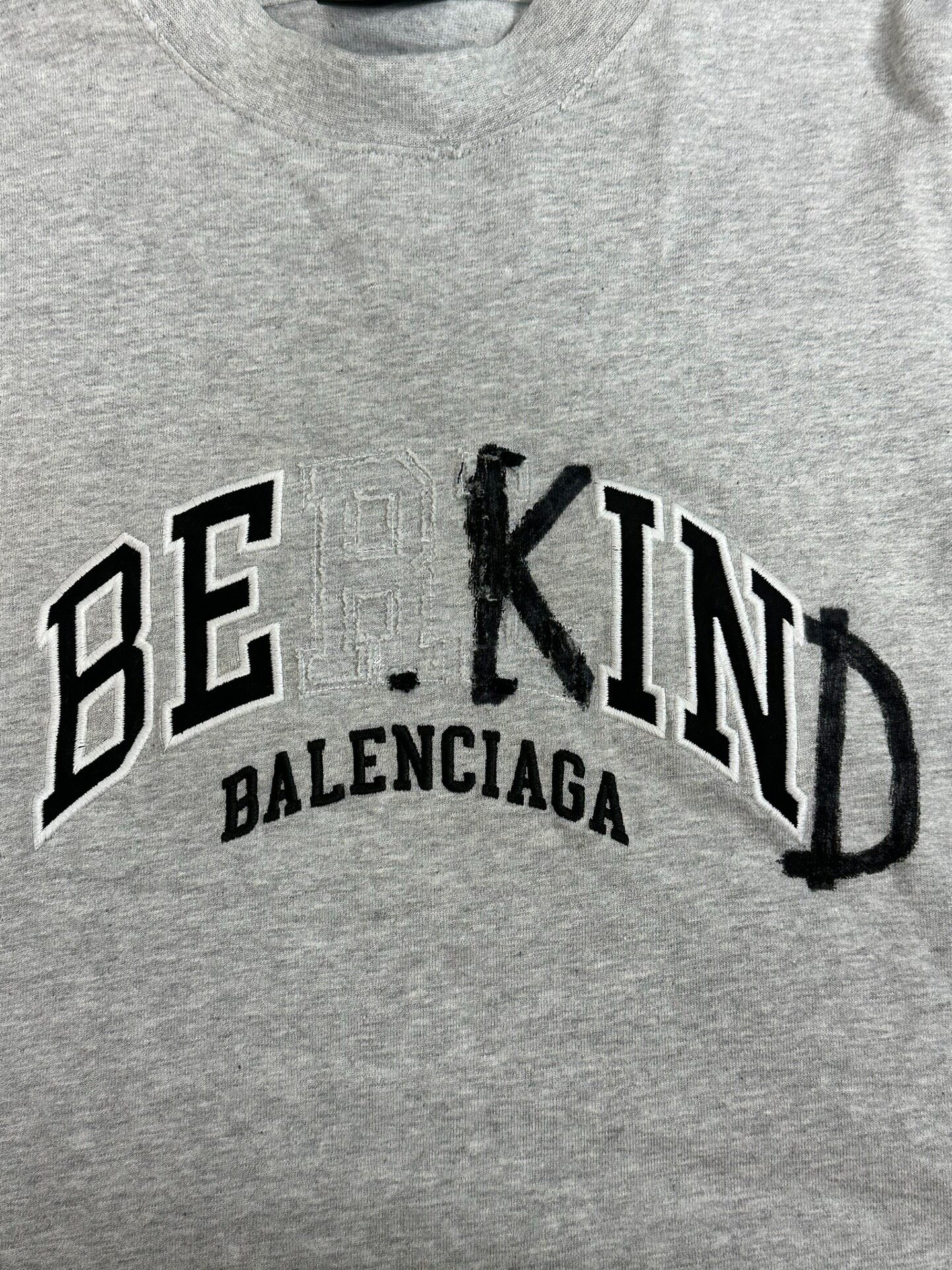 Balenciaga Short-Sleeve Logo T-Shirt — detail