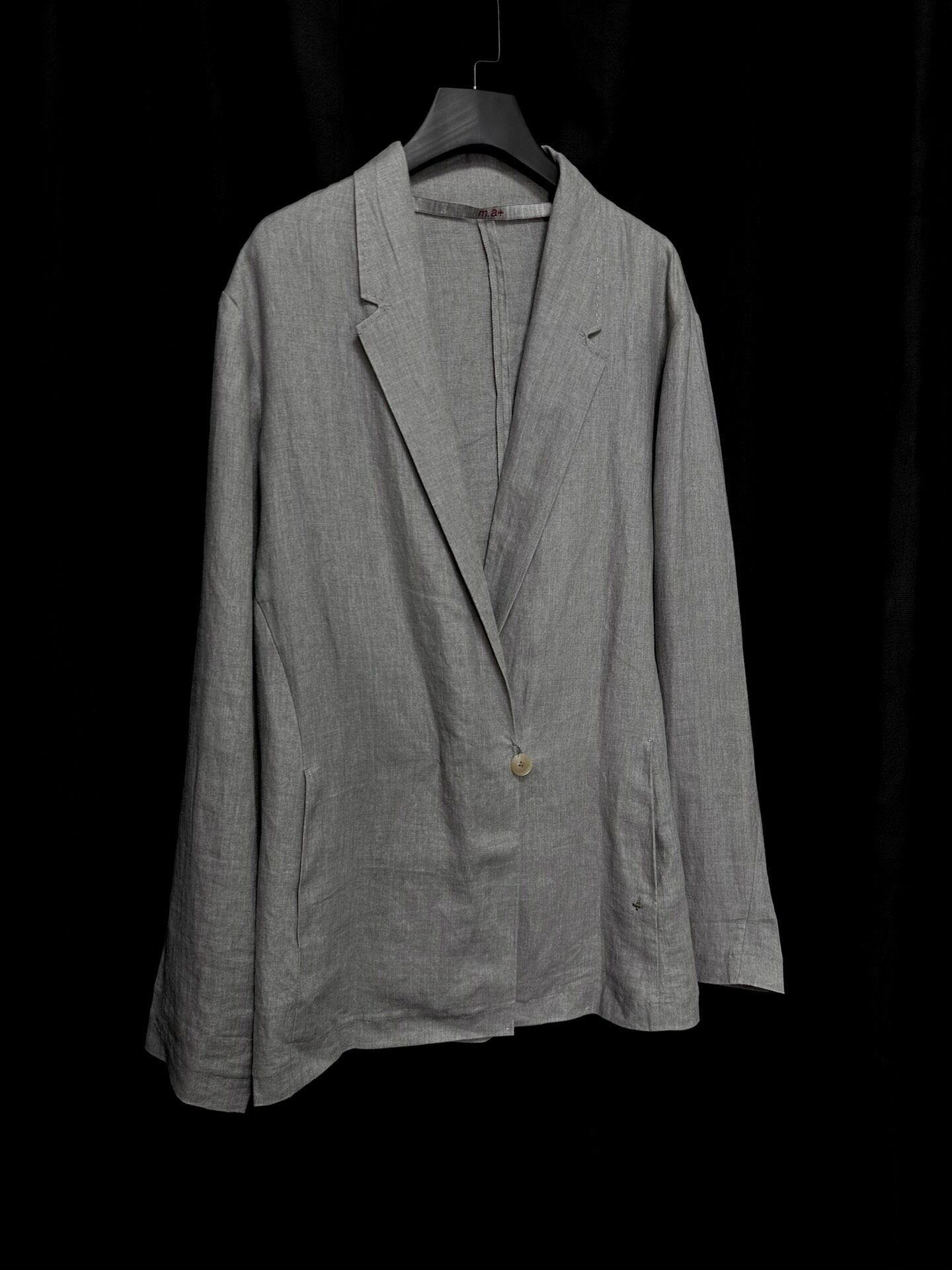 m.a+ Gray Linen Blazer — detail