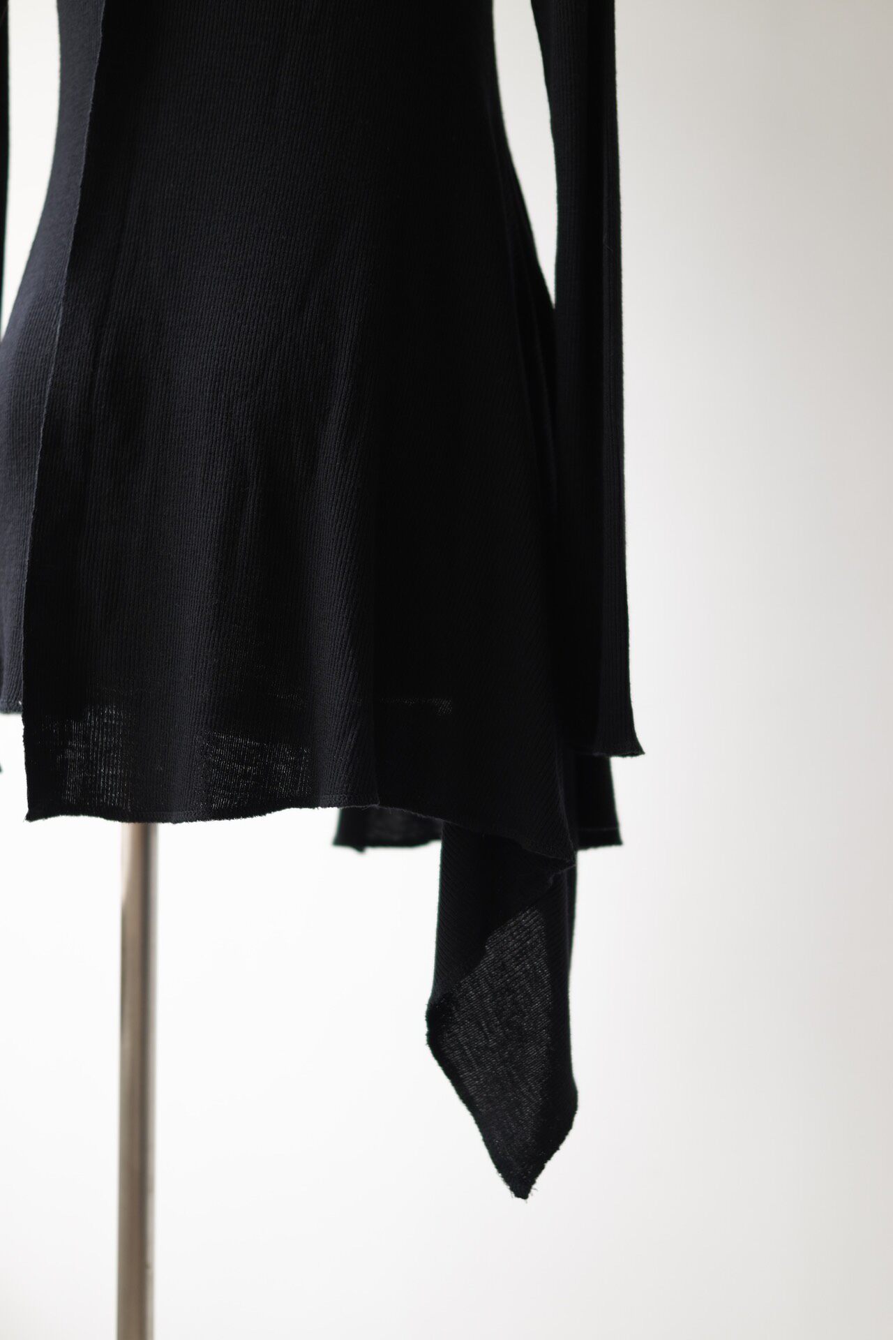 Yohji Yamamoto Noir 20AW Asymmetric Wool Top — label