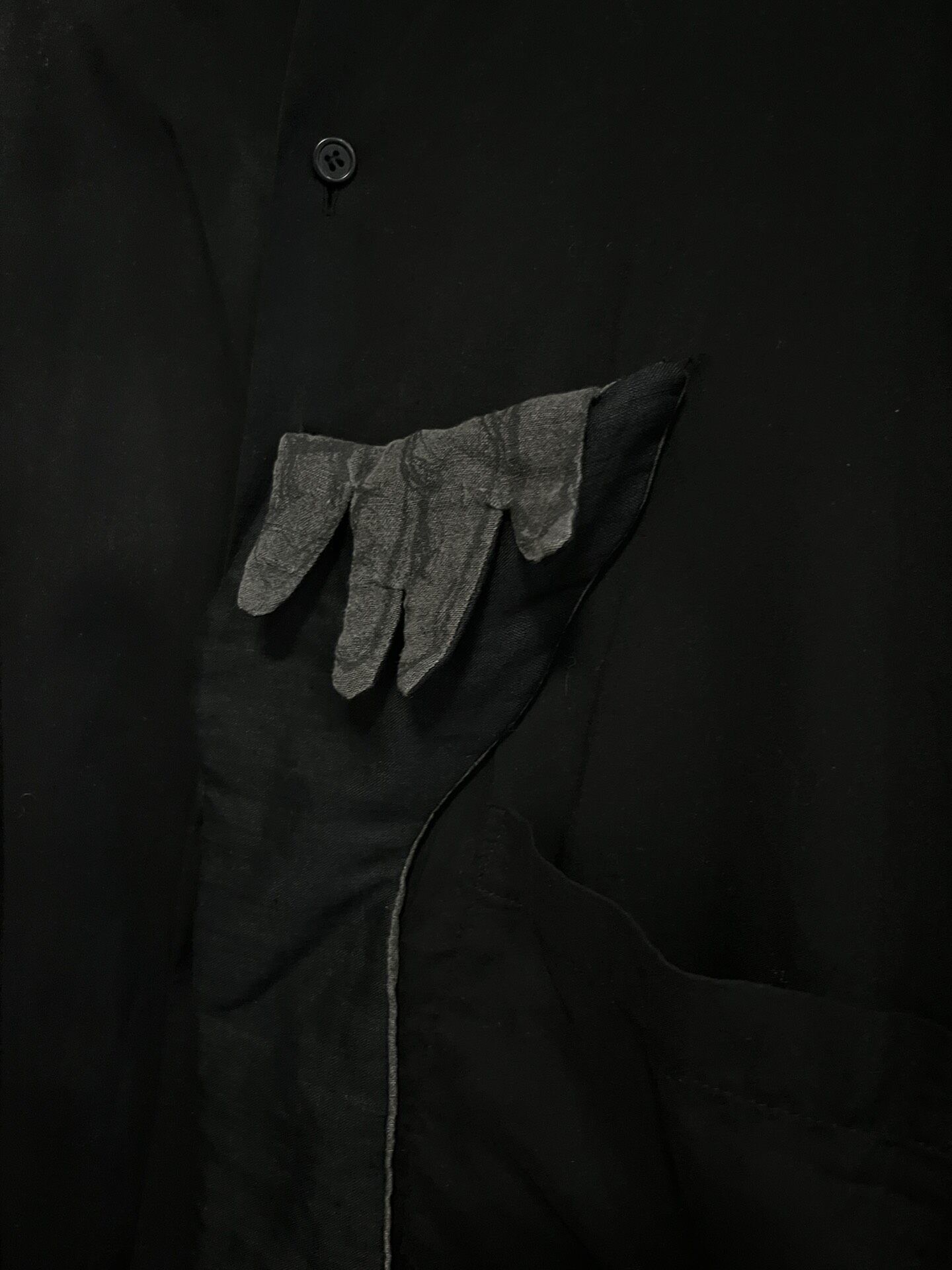 Yohji Yamamoto 22SS Ghost Hand Shirt — detail