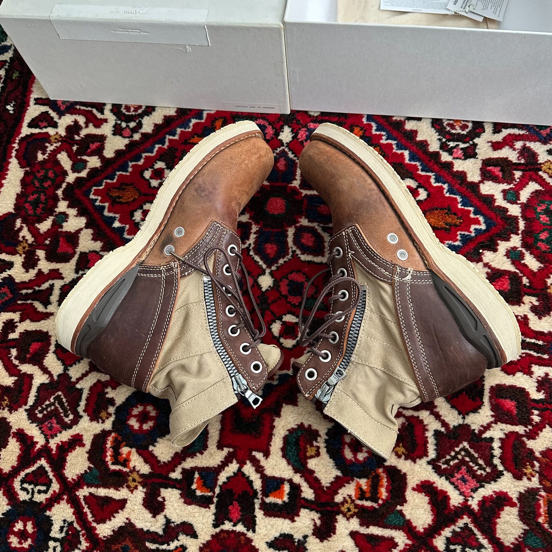 Visvim 22AW 7-hole Cracked Leather Boots — detail