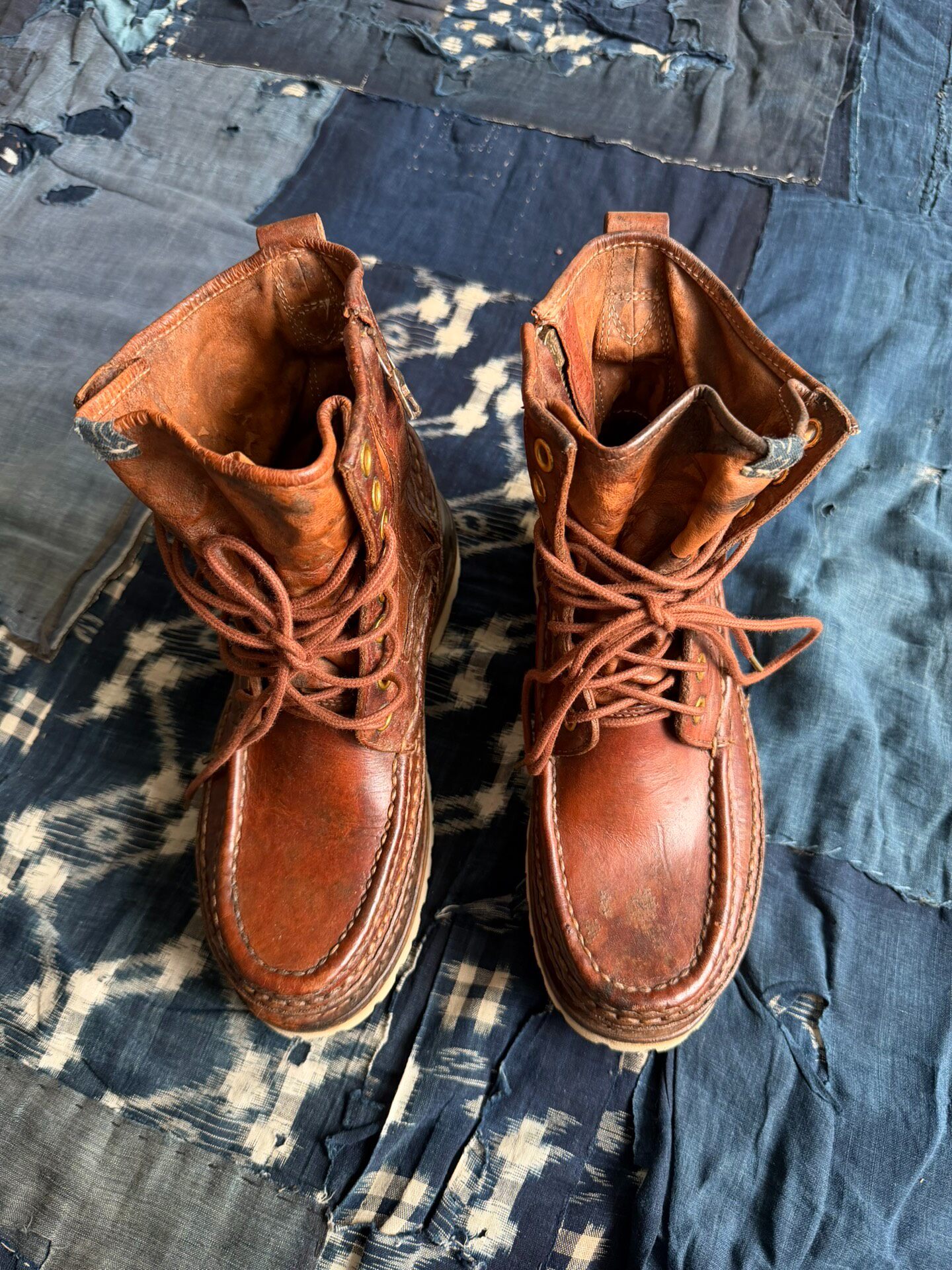 Visvim 22aw ICT Grizzly Boots — back