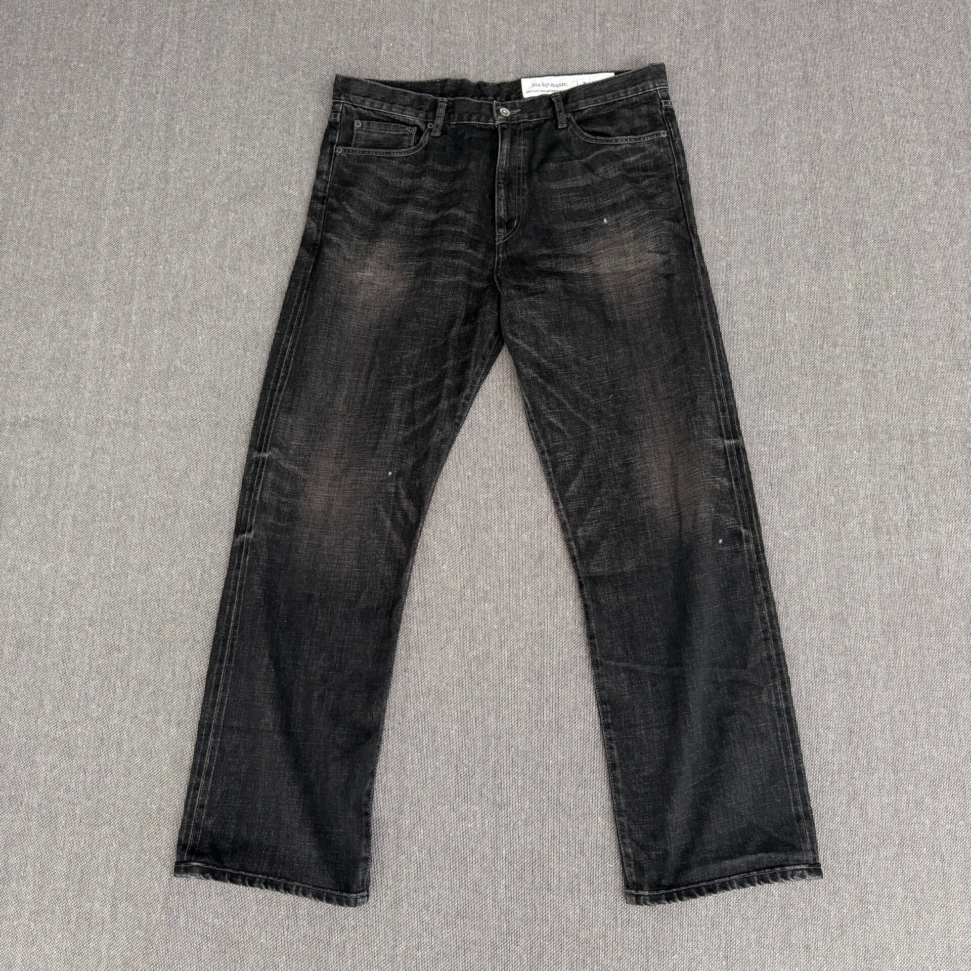 Neighborhood 25AW Black Basic Jeans — front