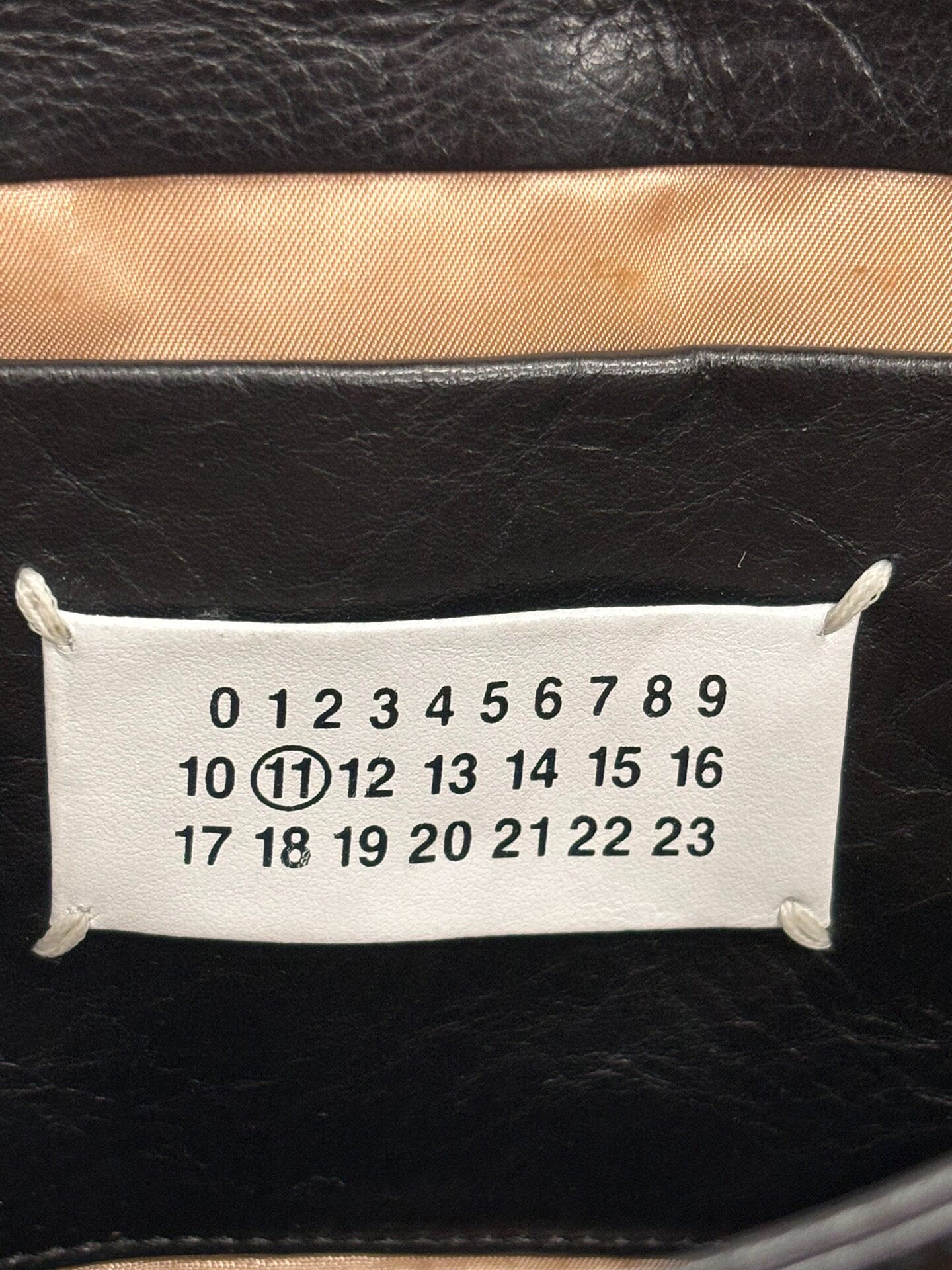 Maison Margiela AW2015 Crinkled Envelope Bag — label