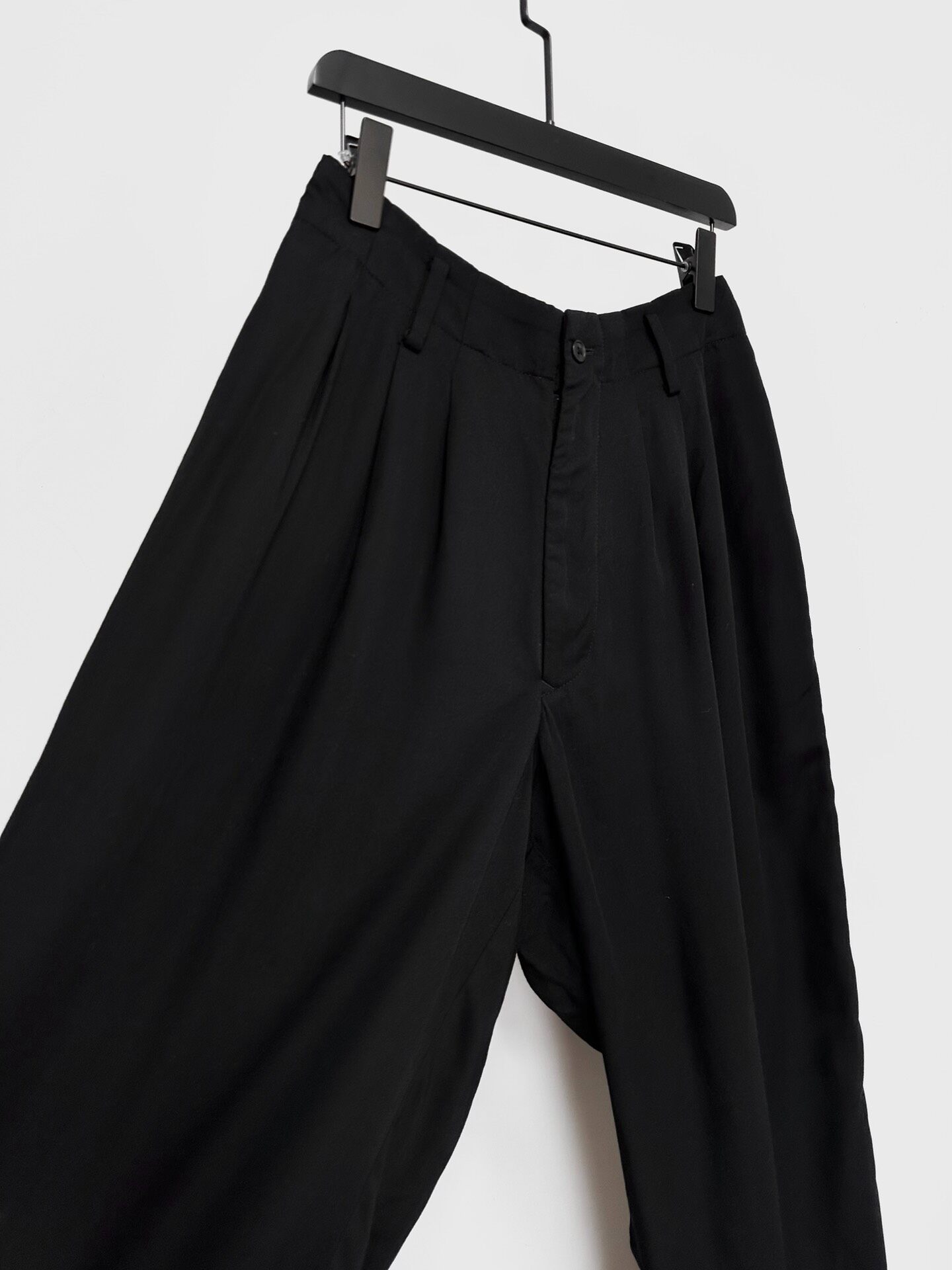 Yohji Yamamoto 21SS Wide-Leg Trousers — detail