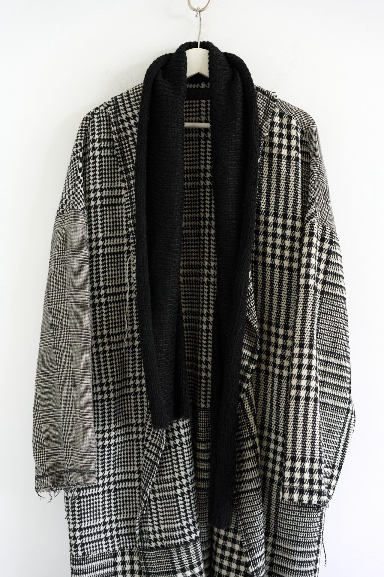 Yohji Yamamoto Houndstooth Coat — detail