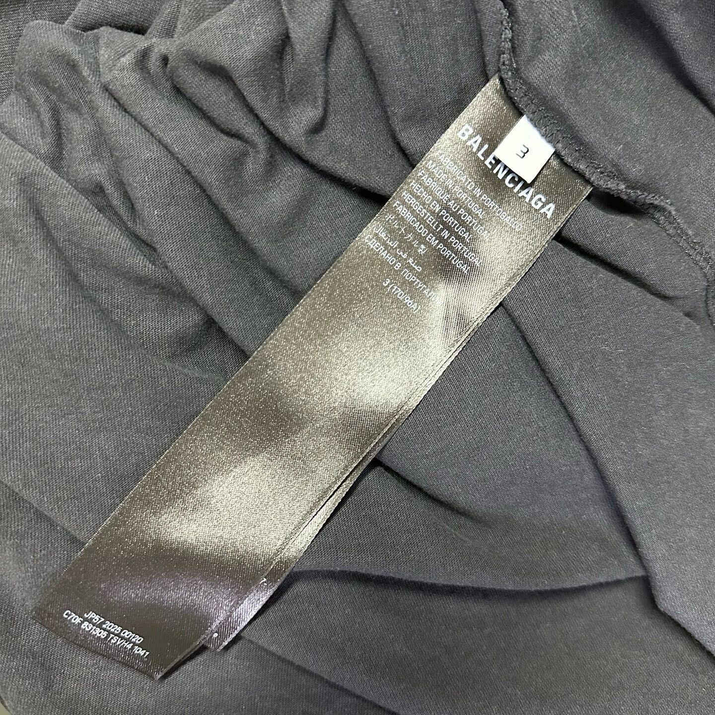 Balenciaga Oversized Shoulder Badge T-Shirt — label