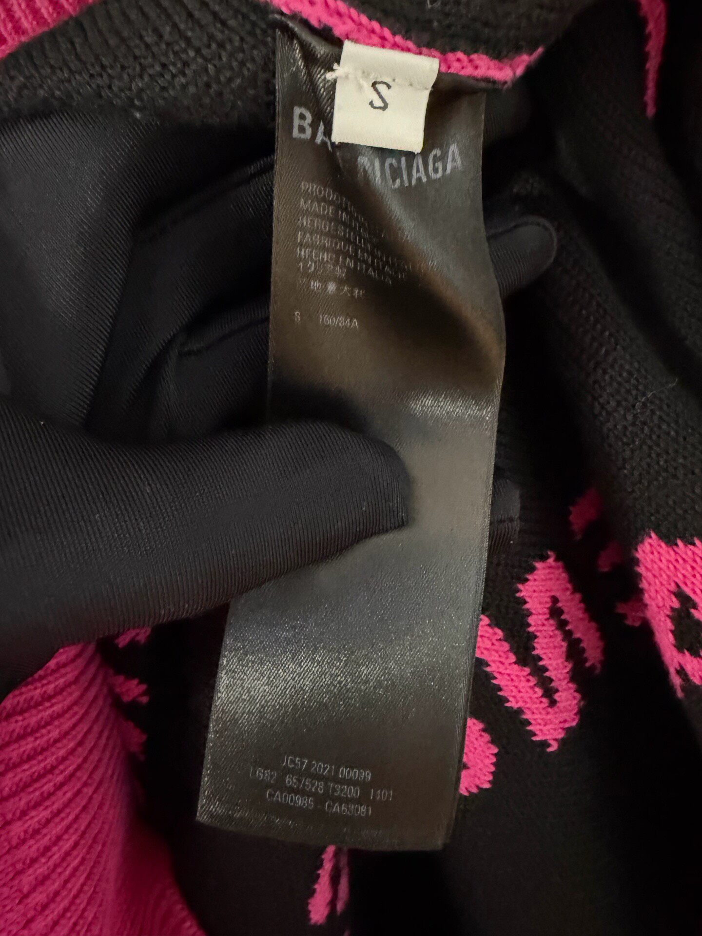 Balenciaga Pink Full-Logo Wool Knit Sweater — detail
