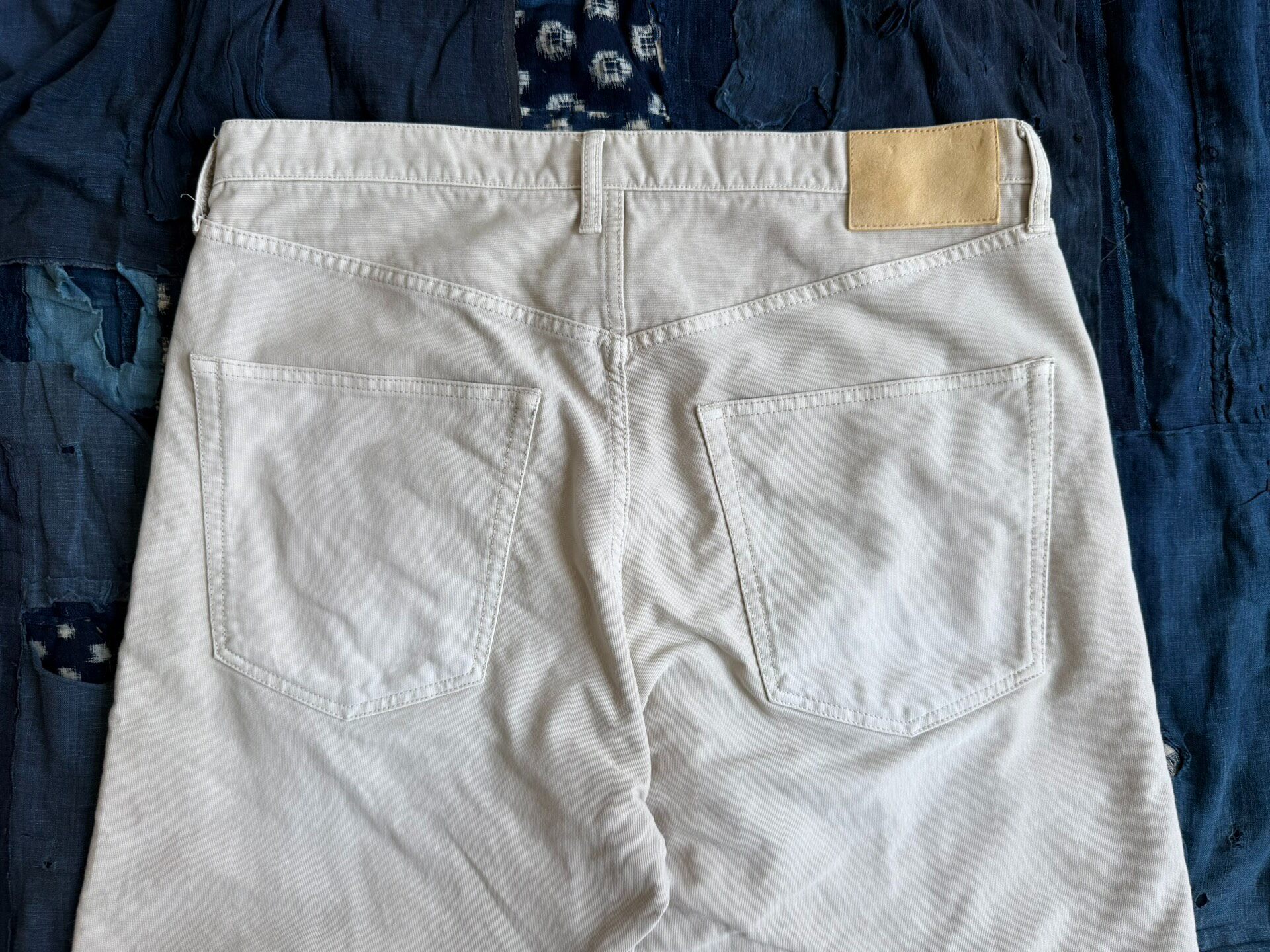Visvim 25AW Fluxus 05 Wide Corduroy Pants — label