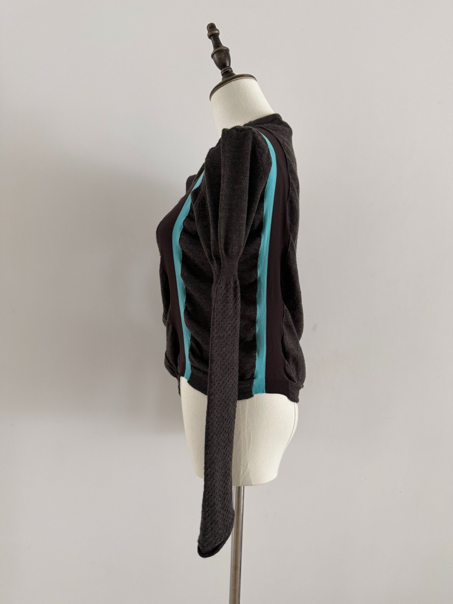 Y's Yohji Yamamoto Irregular Cardigan — detail