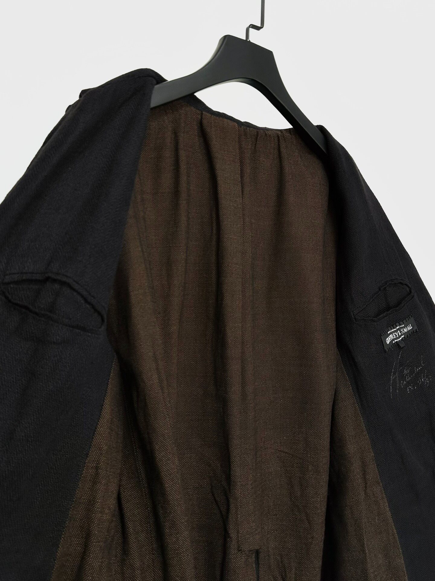 Geoffrey B.Small Limited Linen Wool Blazer — back