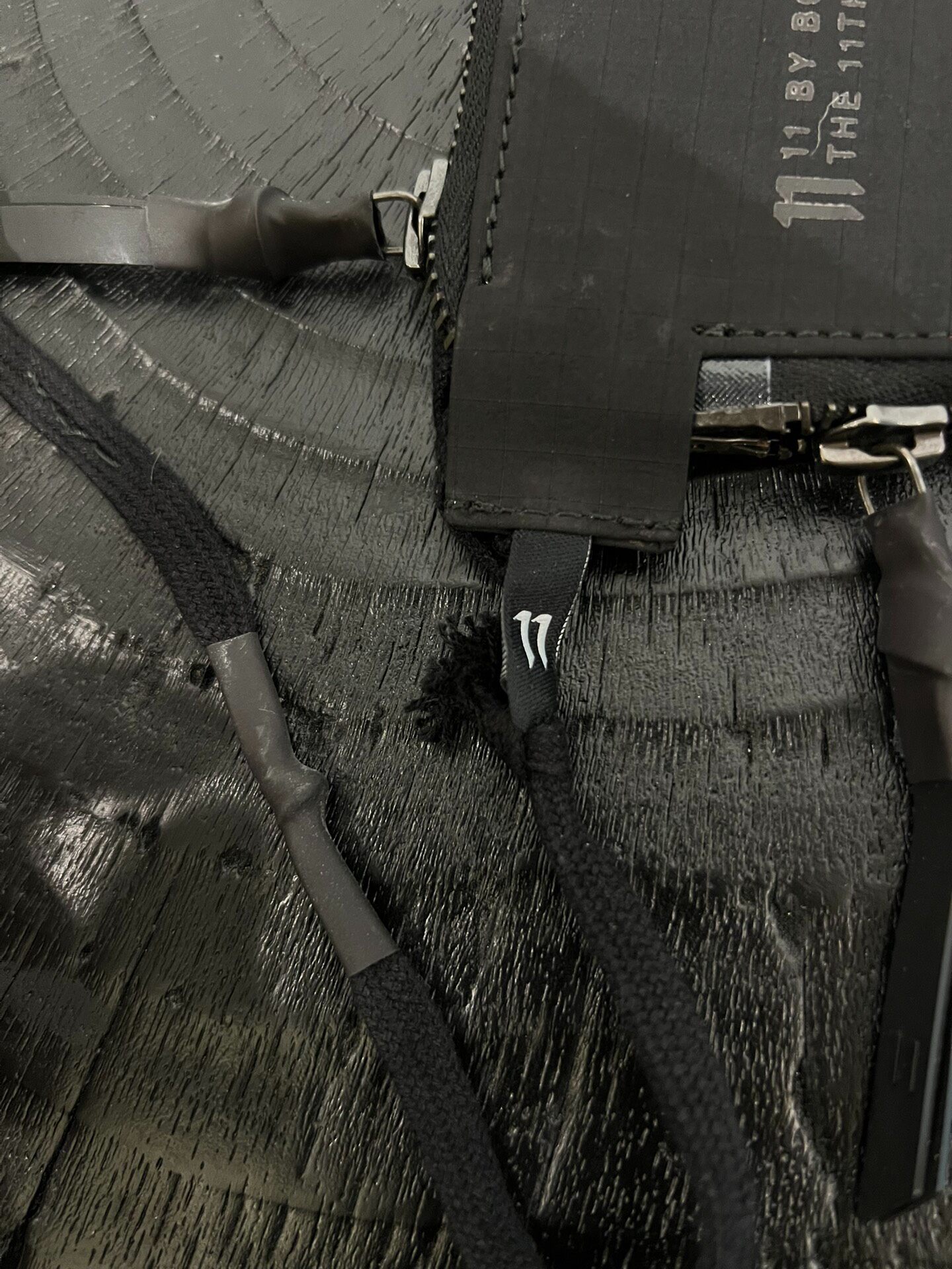Boris Bidjan Saberi 11by b Wallet — detail