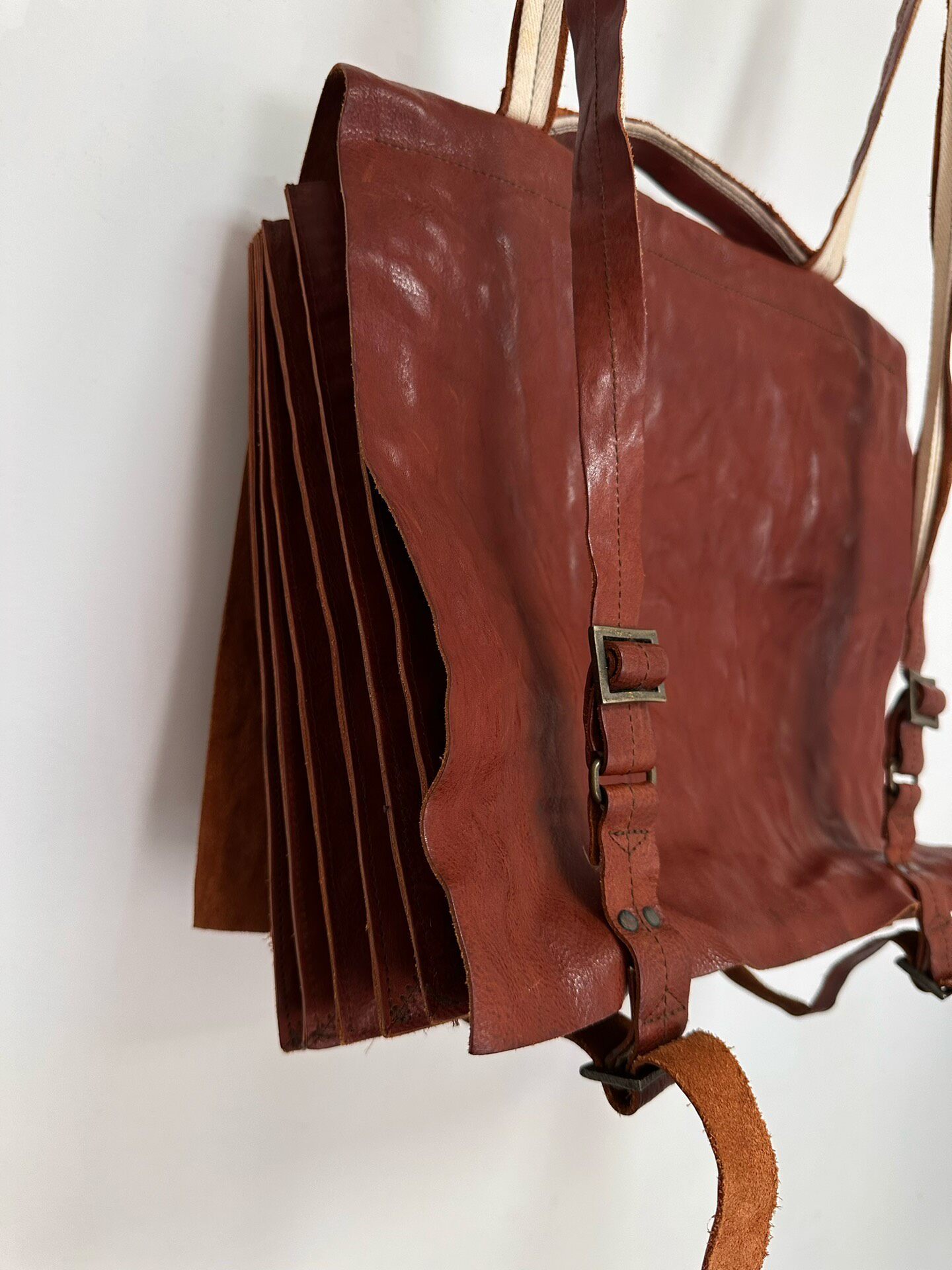 Kaval Rare Accordion Leather Backpack — detail