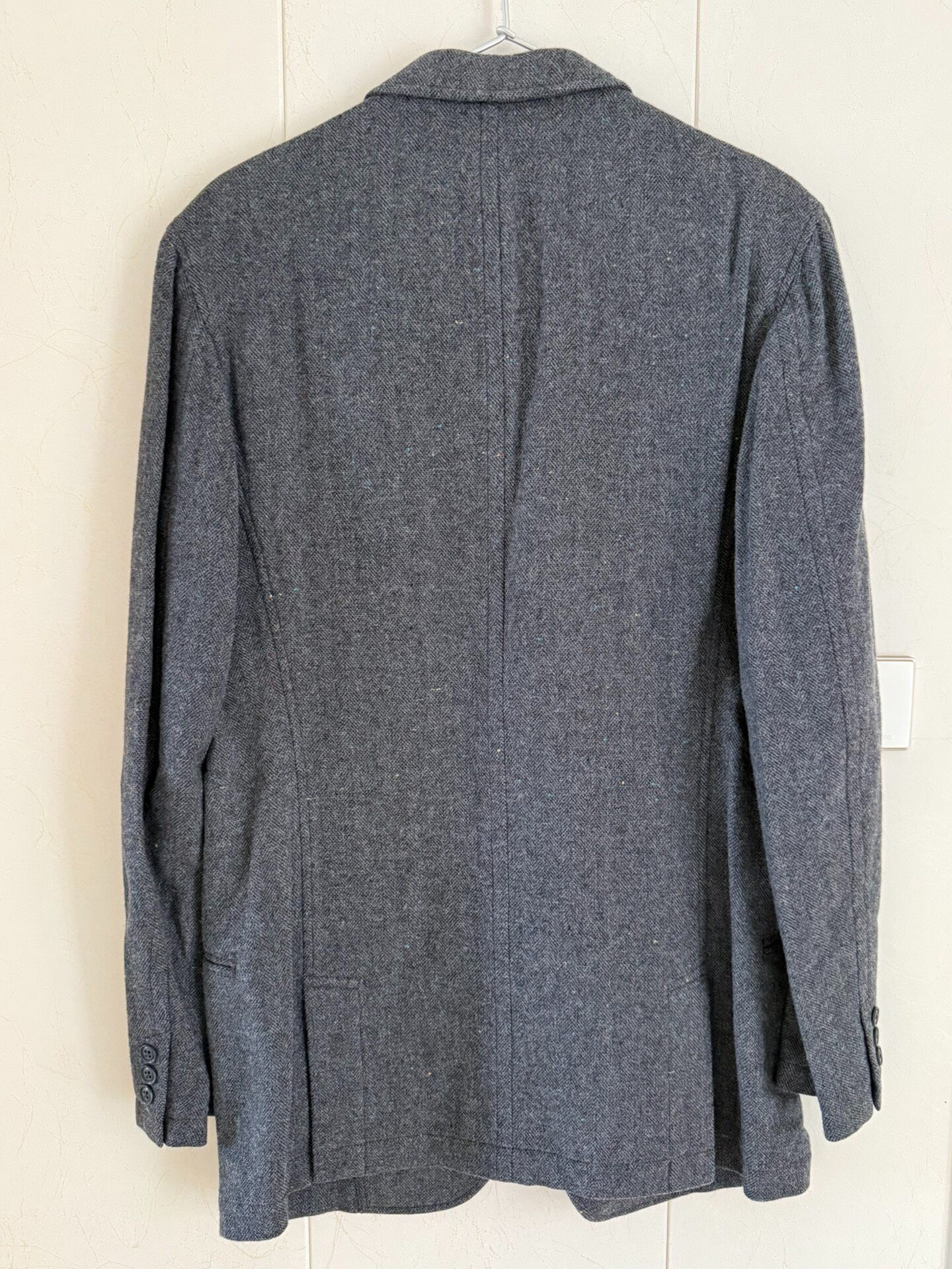 Yohji Yamamoto 11AW Peak Lapel Blazer — detail