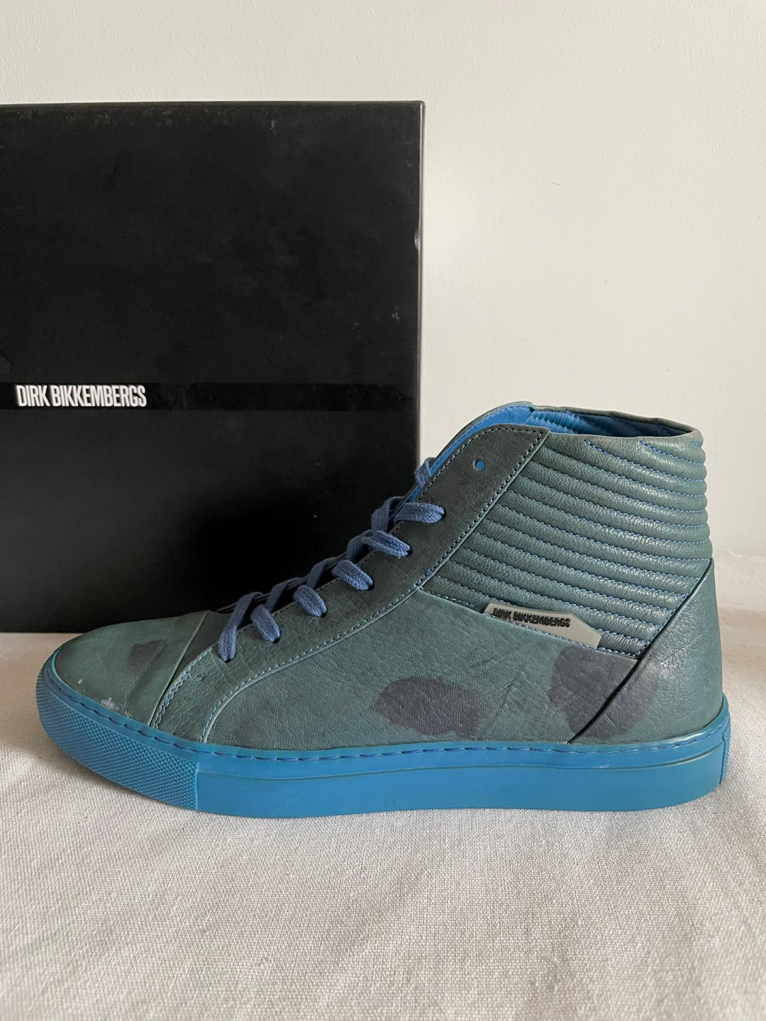 Dirk Bikkembergs Emerald Distressed Mid-Top Sneakers — detail