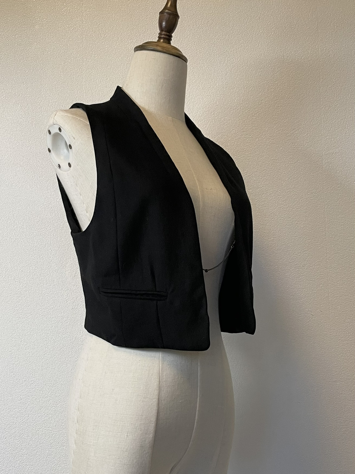 Ann Demeulemeester Black Chain Cropped Vest
