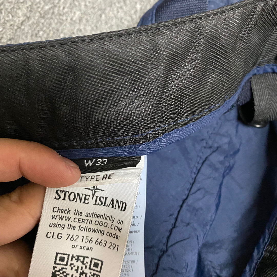 Stone Island Navy Technical Jogger Pants — label