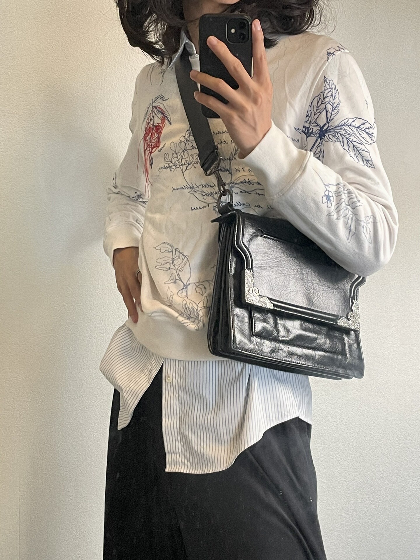 Alexander McQueen Baroque Envelope Bag — front
