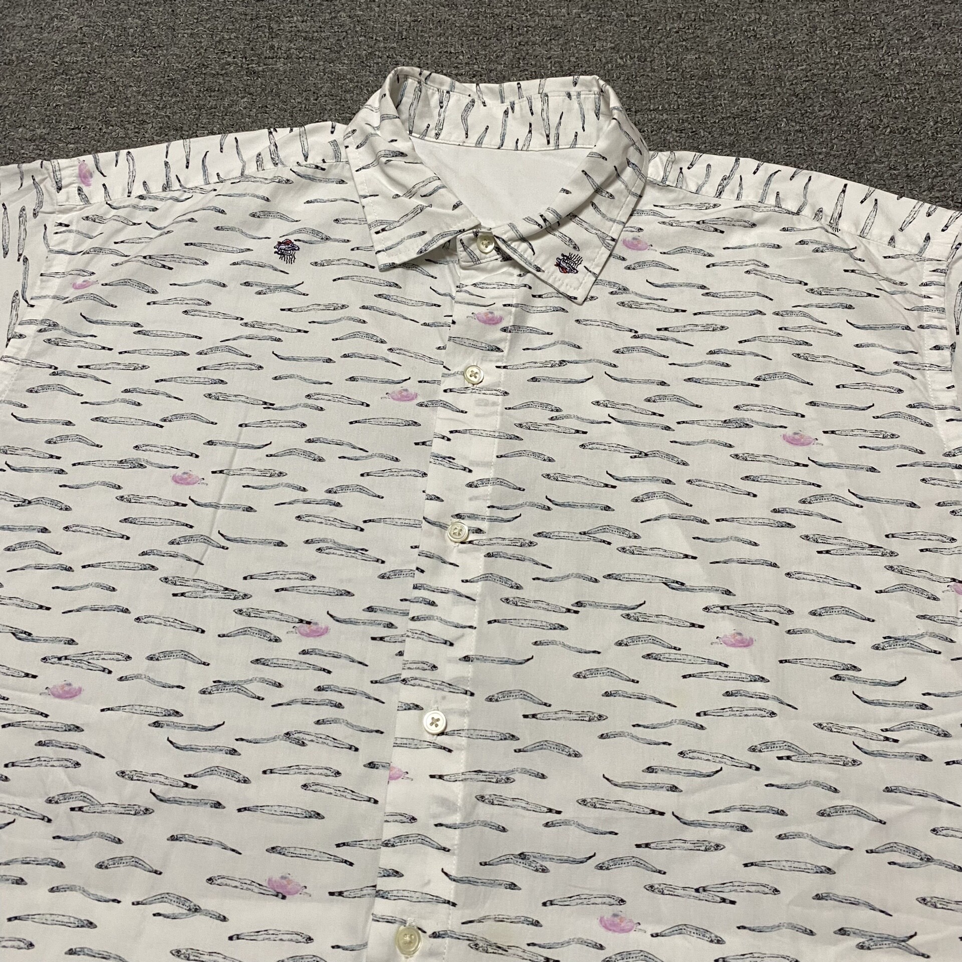 BEAMS SSZ Short-sleeve Fish Pattern Shirt — detail