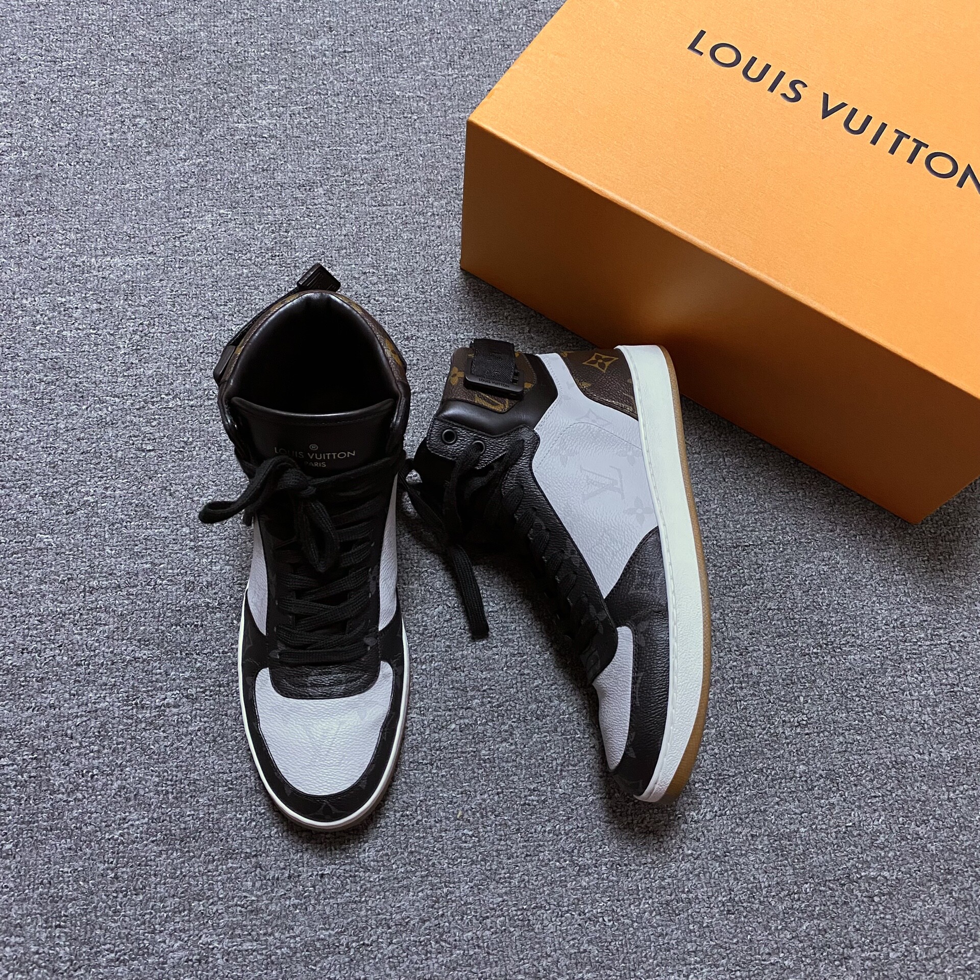 Louis Vuitton LV Rivoli Monogram Sneakers