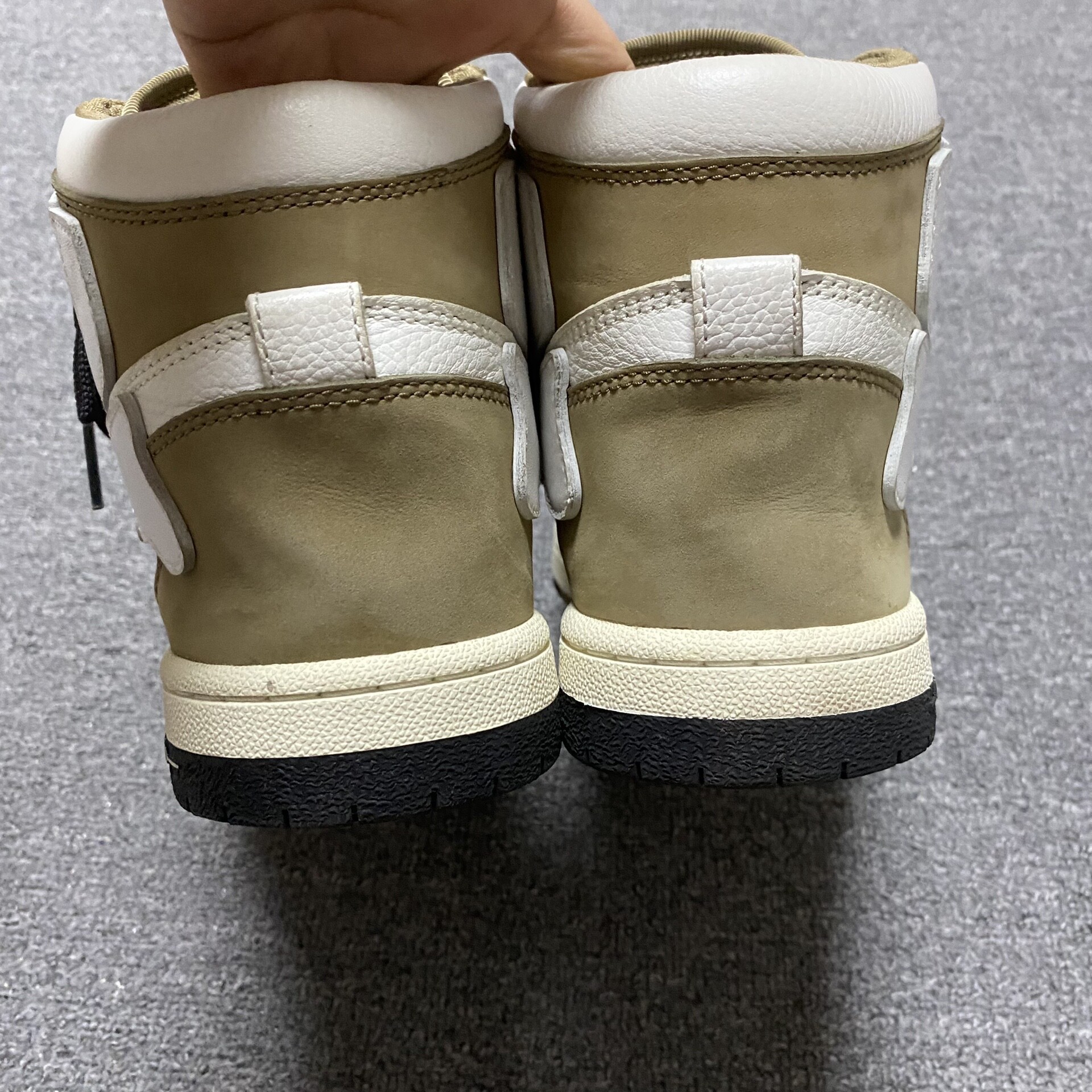 AMIRI Brown White Bone High-top Sneakers — label
