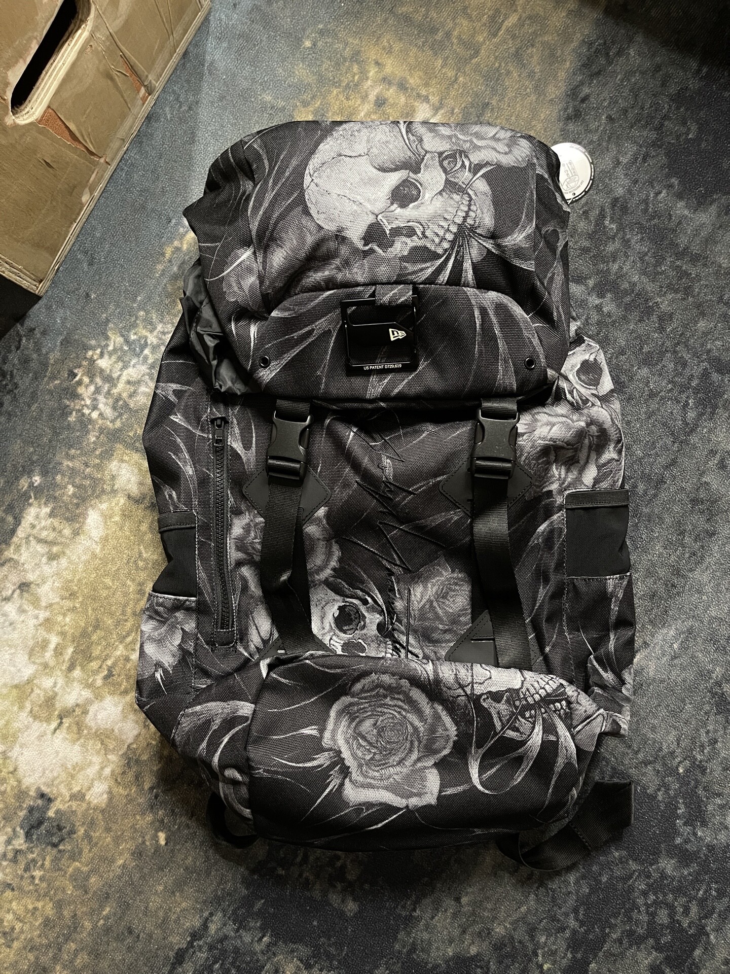 Yohji x New Era Skull Rose Backpack — detail