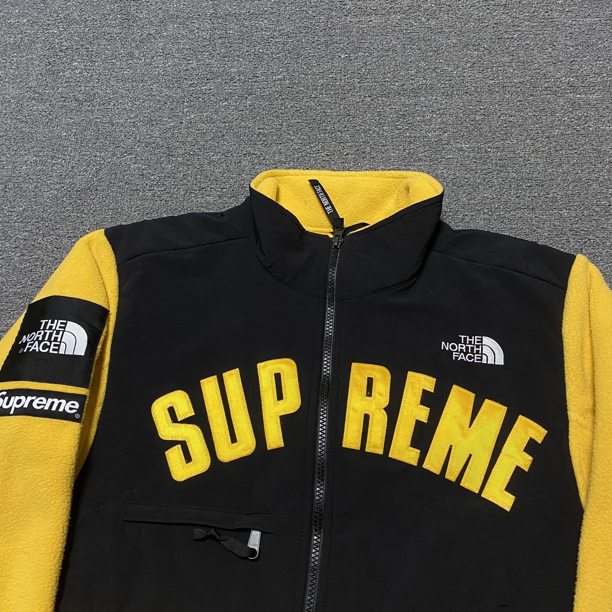 Supreme TNF 19SS Fleece Jacket — back