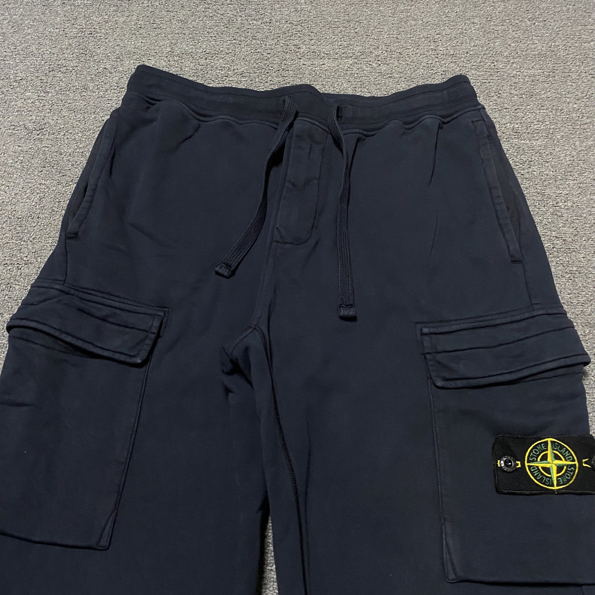 Stone Island 21FW Navy Sweatpants — detail