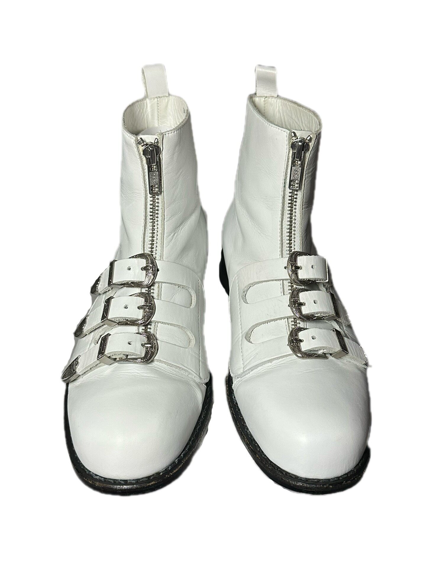 Comme des Garcons White Leather Ankle Boots — label
