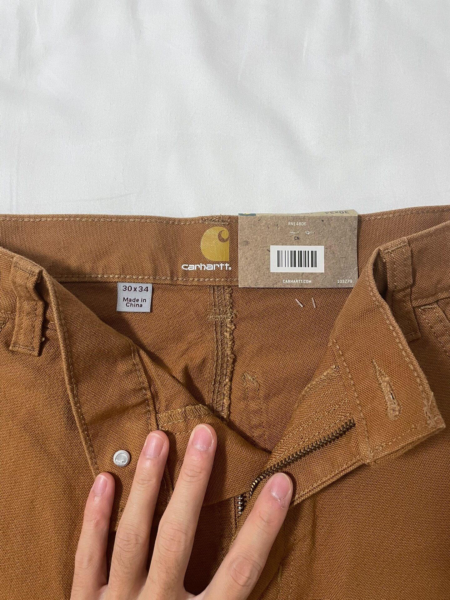 Carhartt Brown Men’s Work Pants — label