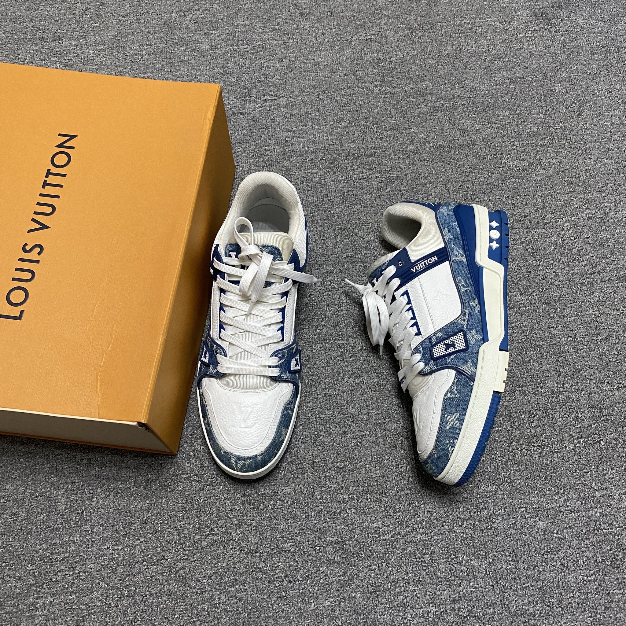 Louis Vuitton White Blue Denim Trainer