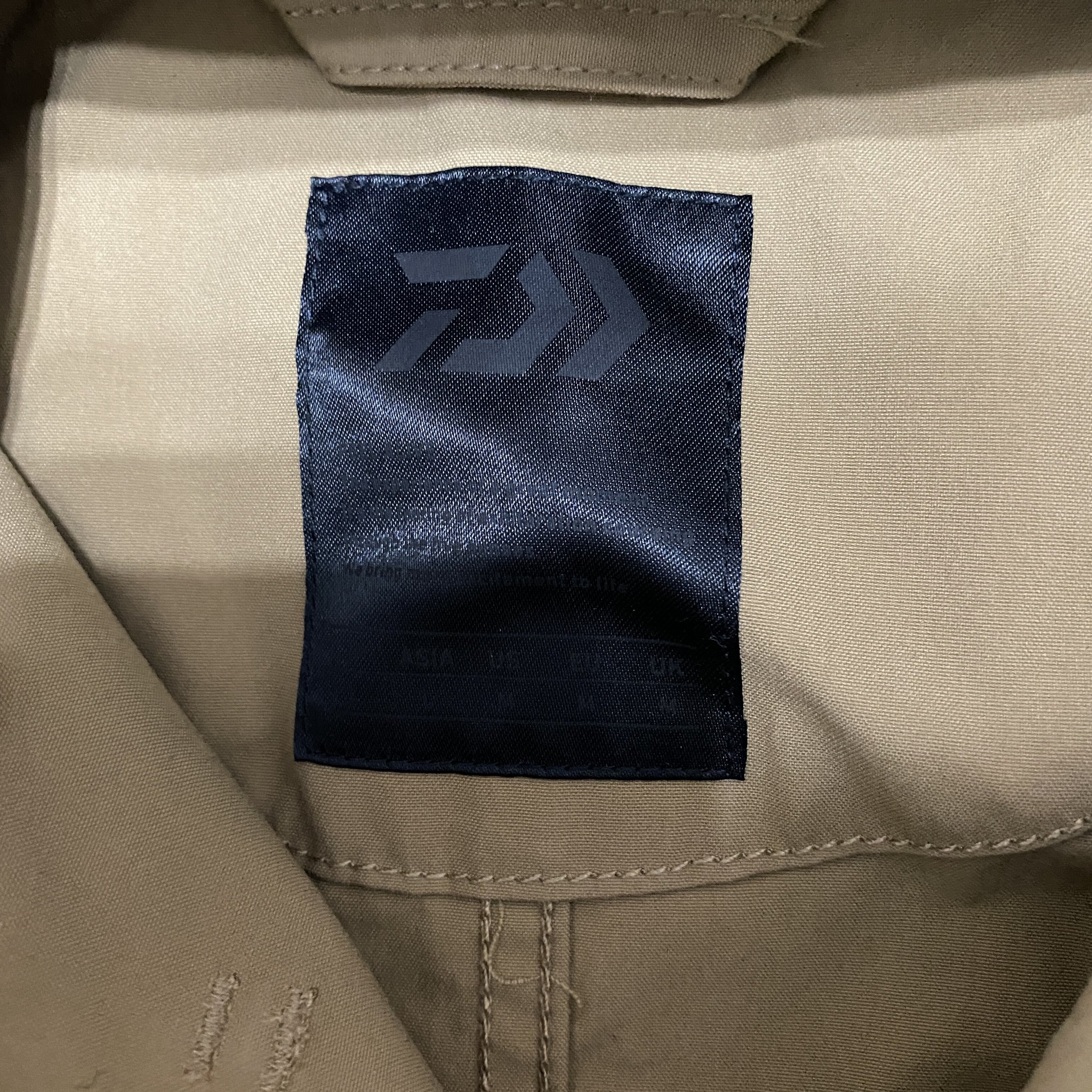 Daiwa Pier39 Khaki Waterproof Jacket — detail