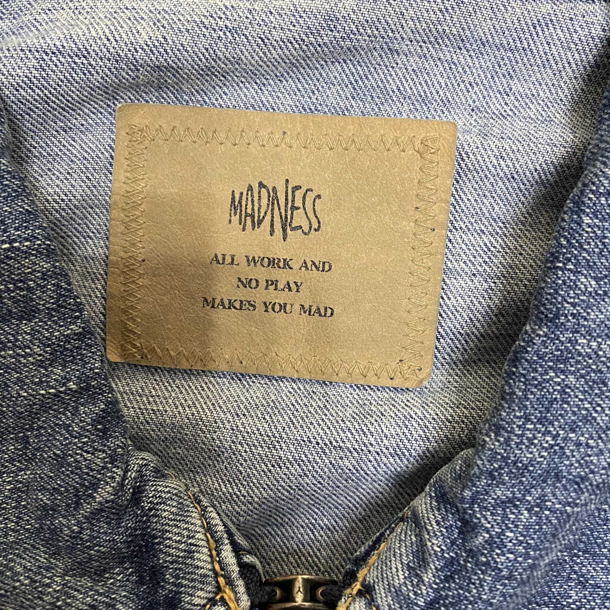 MADNESS 22SS Denim Zip Jacket — detail