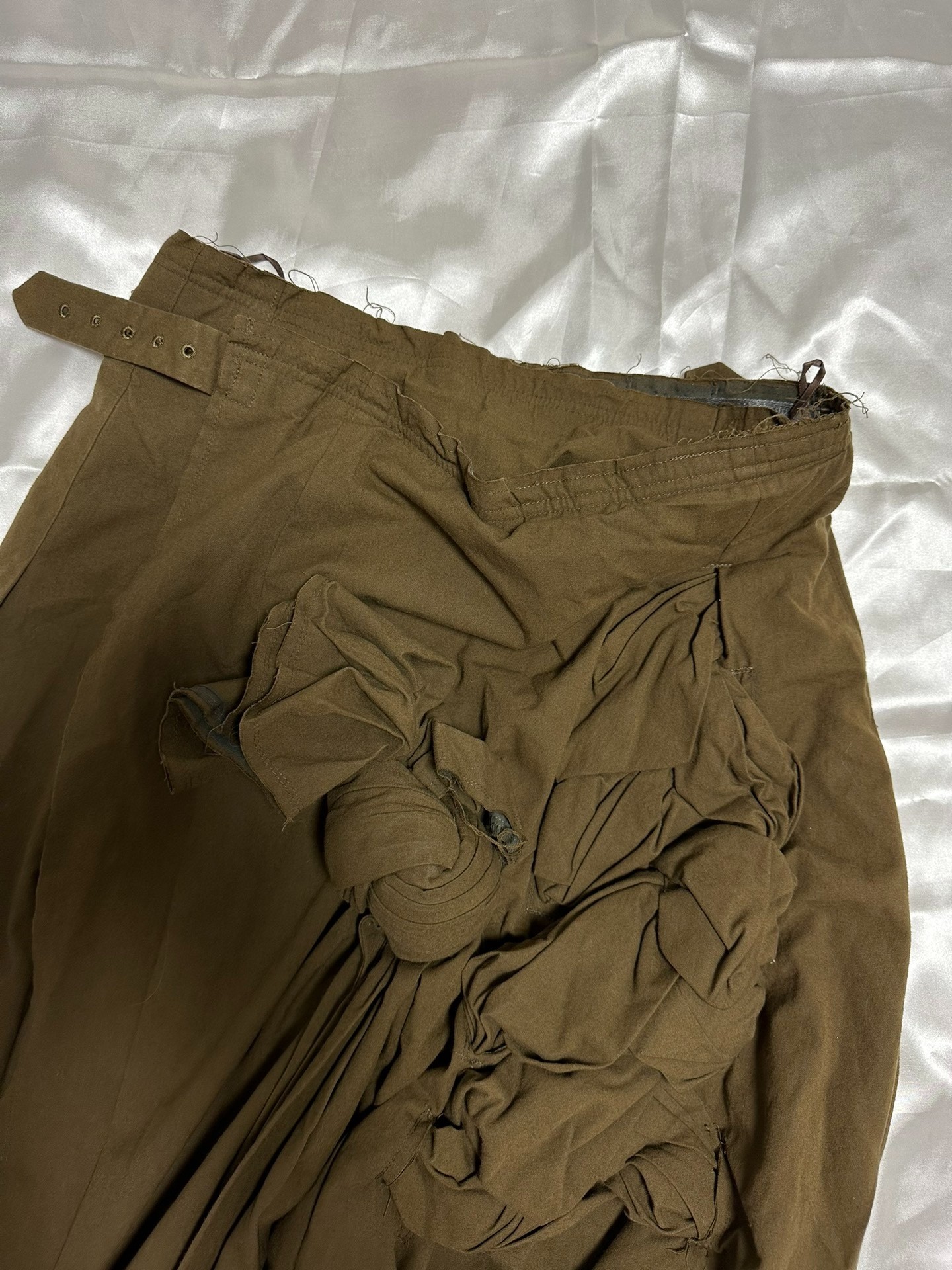 Comme des Garcons 2002 Runway Skirt — label
