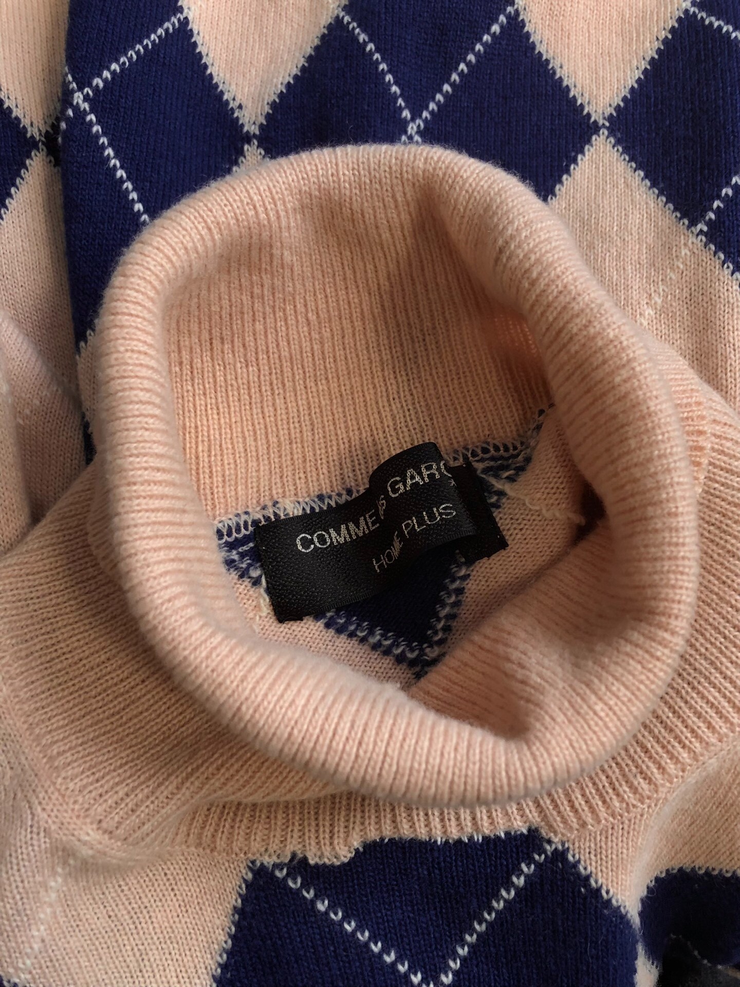 Comme des Garcons 00AW Argyle Sweater — label