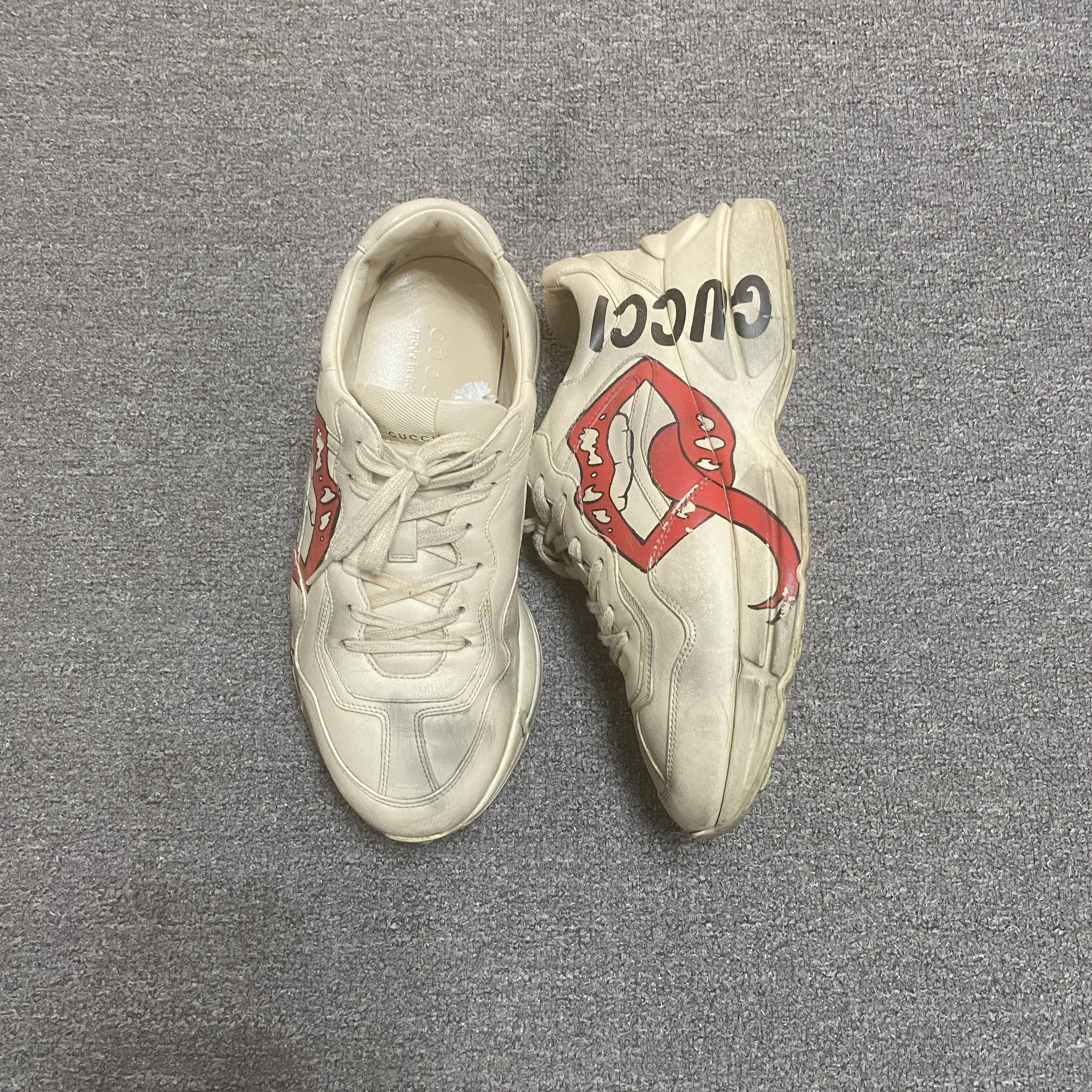 Gucci Rhyton Lip Distressed Sneakers