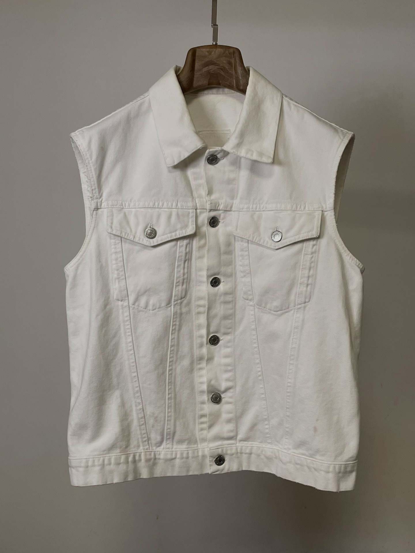 Helmut Lang 90s Early Denim Vest — detail