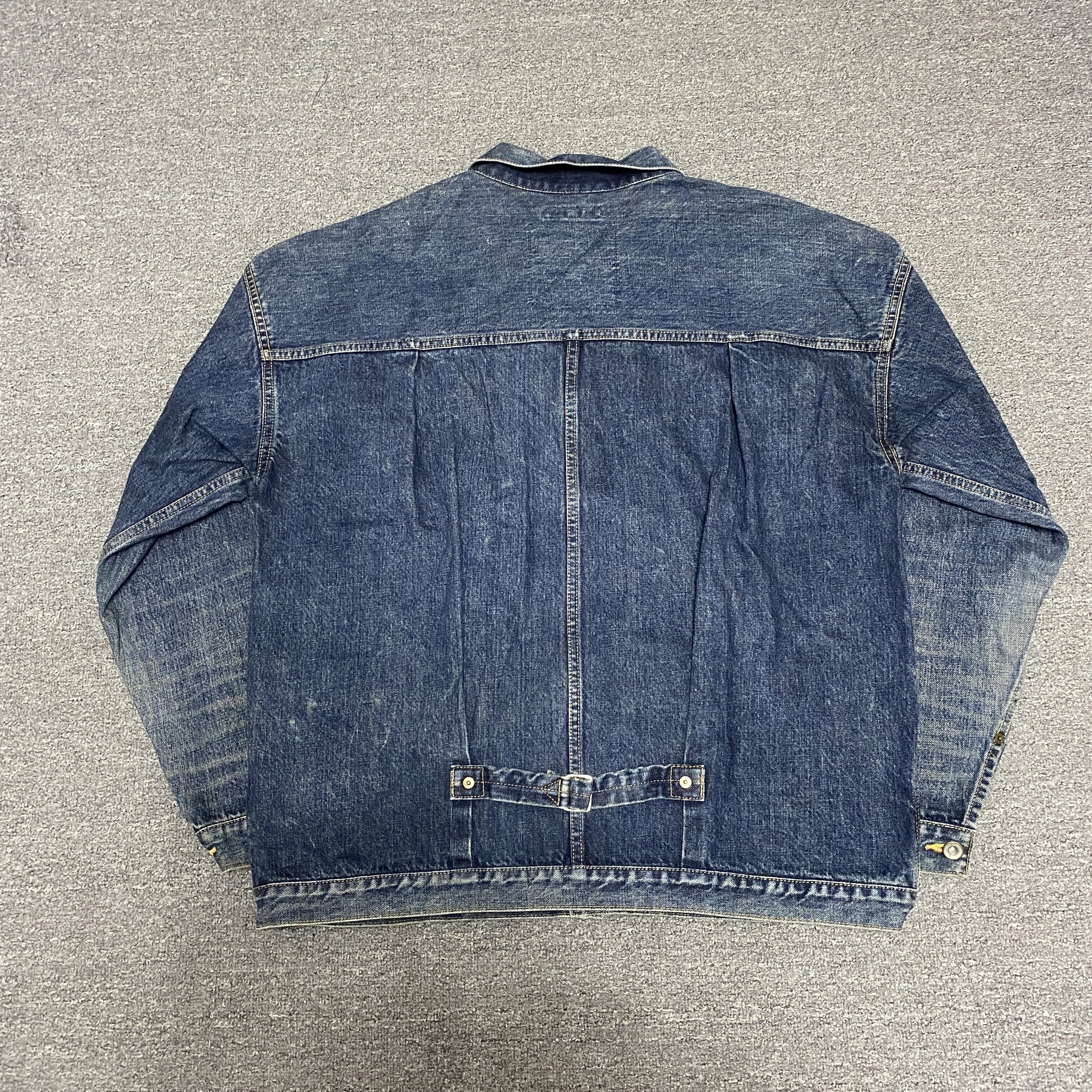 MADNESS 19SS Denim Jacket — detail